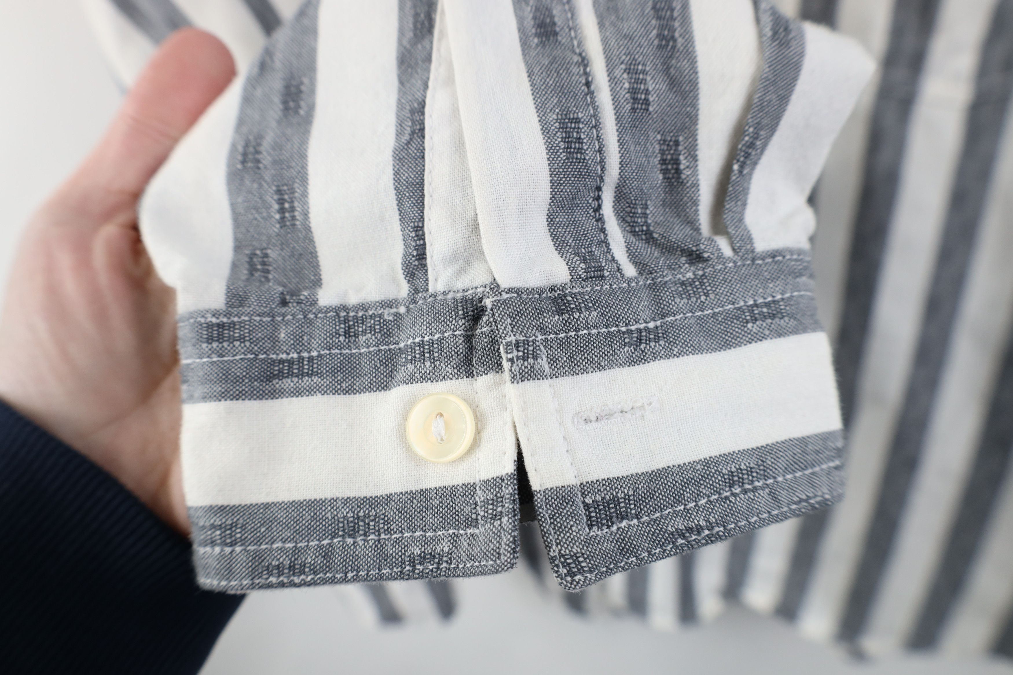 Levi's Vintage 80s Levis Silver Label Big E Big Pocket Button Shirt Size US XL / EU 56 / 4 - 7 Thumbnail