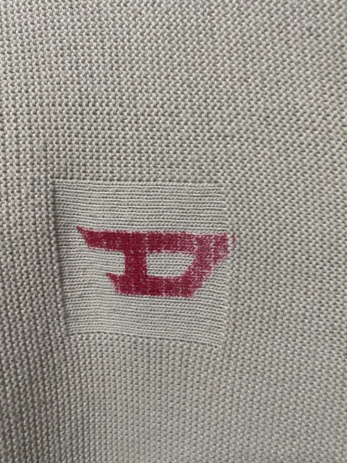 Diesel Archive Vintage Diesel Knit Sweater Centre Logo Y2K Rare Size US XL / EU 56 / 4 - 8 Thumbnail
