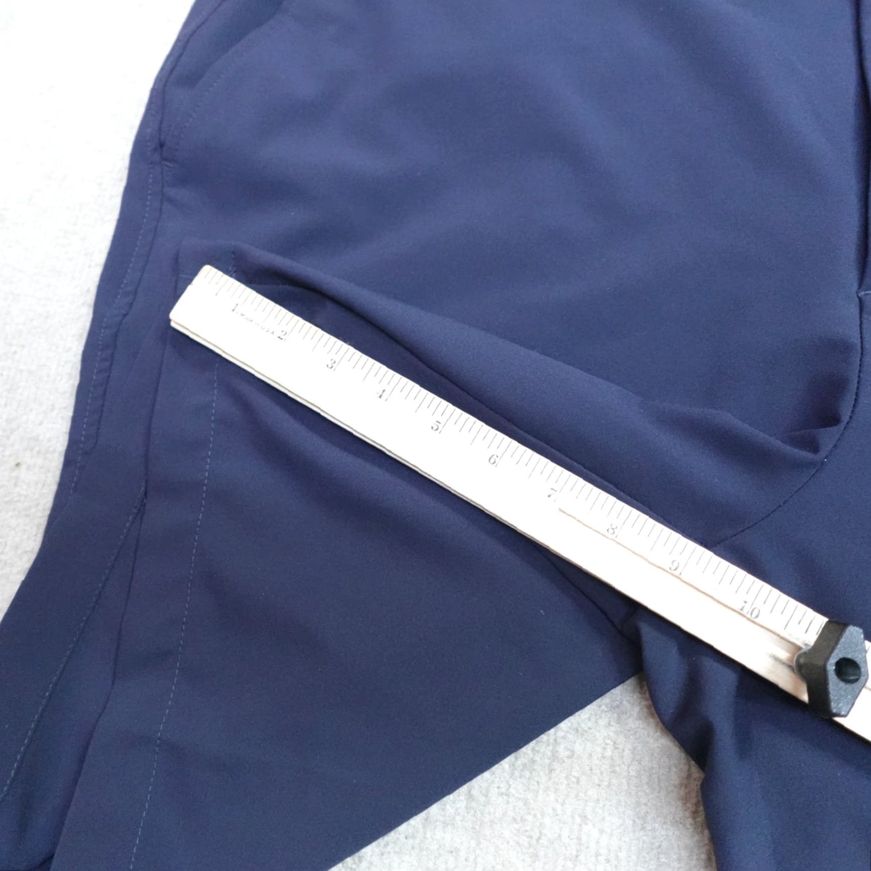 Footjoy FootJoy Shorts 42 Blue Navy Solid Performance Golf Flat Front Stretch Men Regular Inseam 9.5 in Polyester Spandex Athletic Activewear Size US 42 / EU 58 - 4 Thumbnail