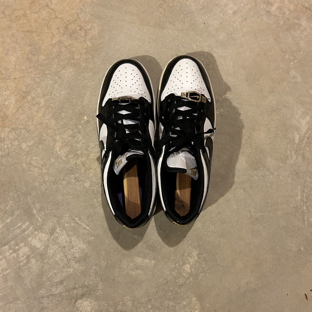 Japanese Brand × Nike Nike Dunk Low SE World Champs Black/White 2022 US 8 Size US 8 / EU 41 - 8 Thumbnail