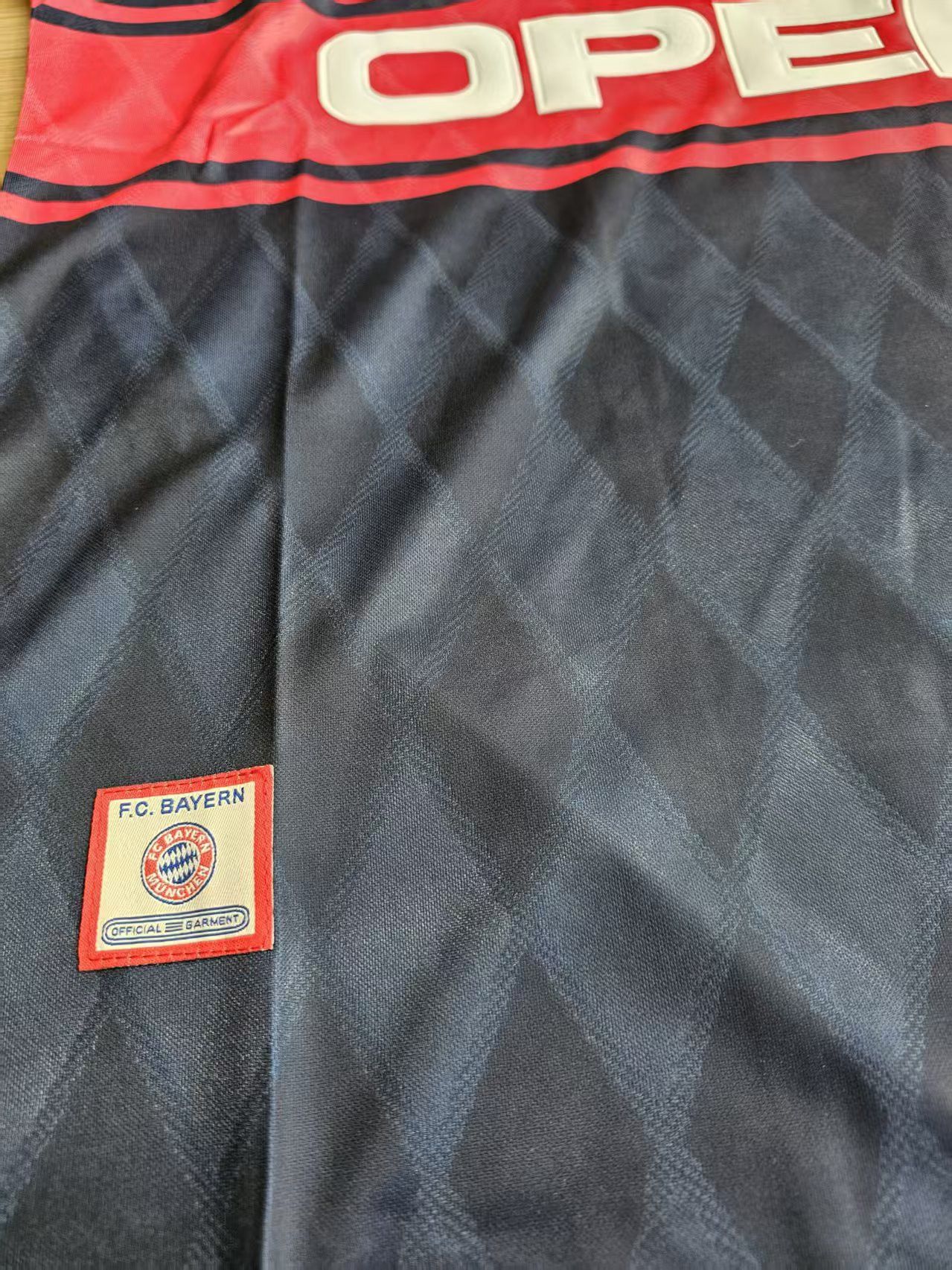 Other 1997 99 Bayern Munich Jersey Size US M / EU 48-50 / 2 - 4 Thumbnail