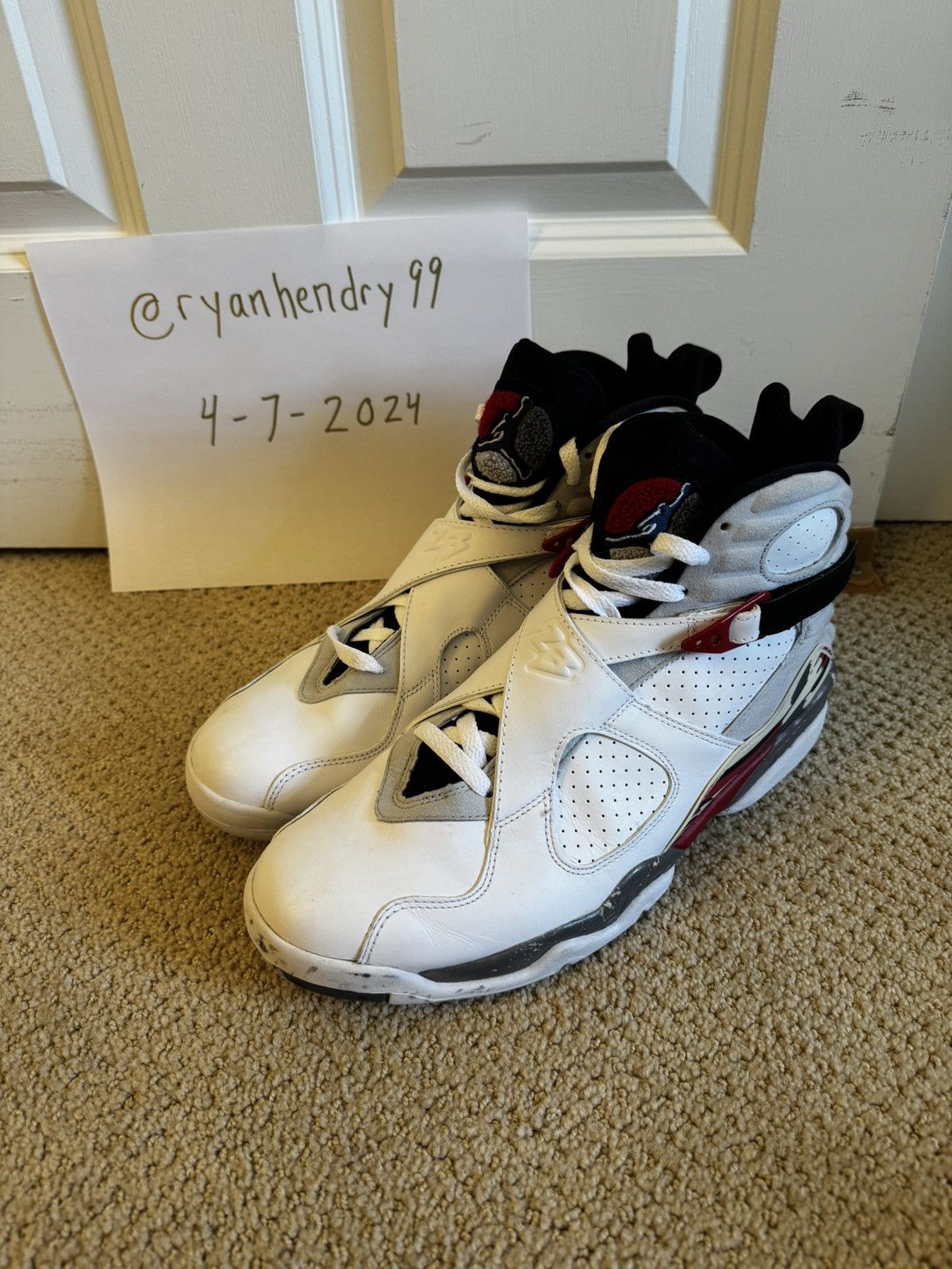 image of Jordan Brand 8 “Bugs Bunny” Retro 2008 Shoes in White, Men's (Size 11)