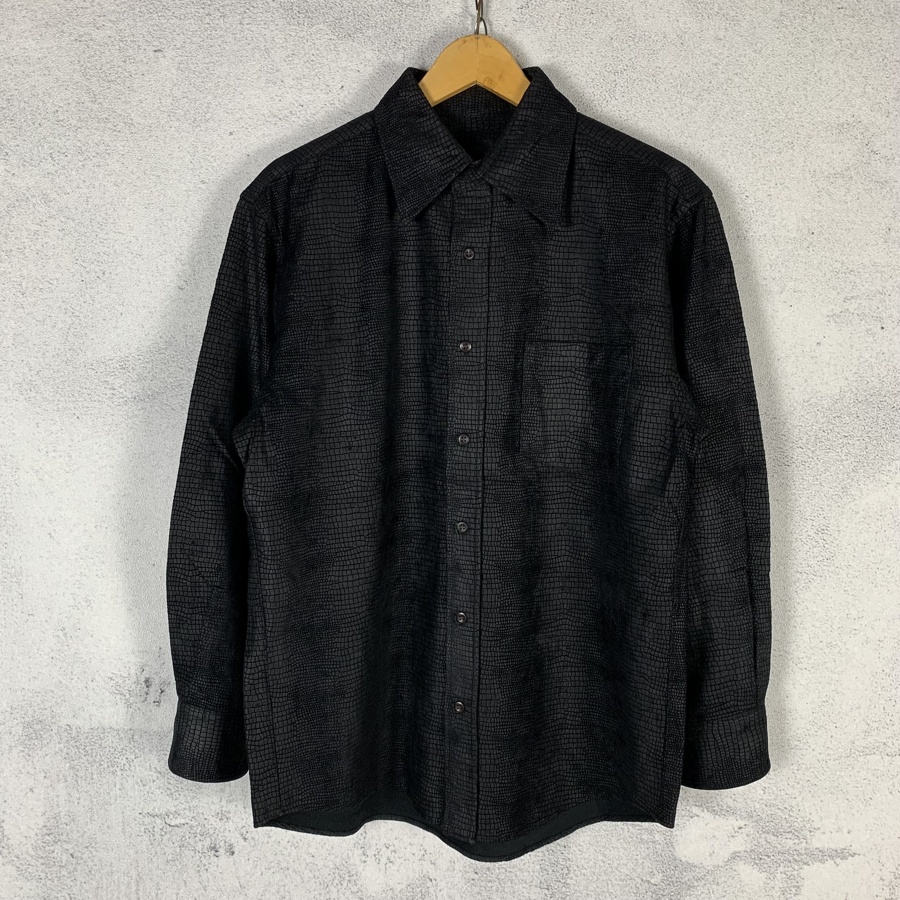 Yoshiyuki Konishi Ficce Uomo Black Crocodile Pattern Shirt Grunge / Y2K Style Size US M / EU 48-50 / 2 - 1 Thumbnail