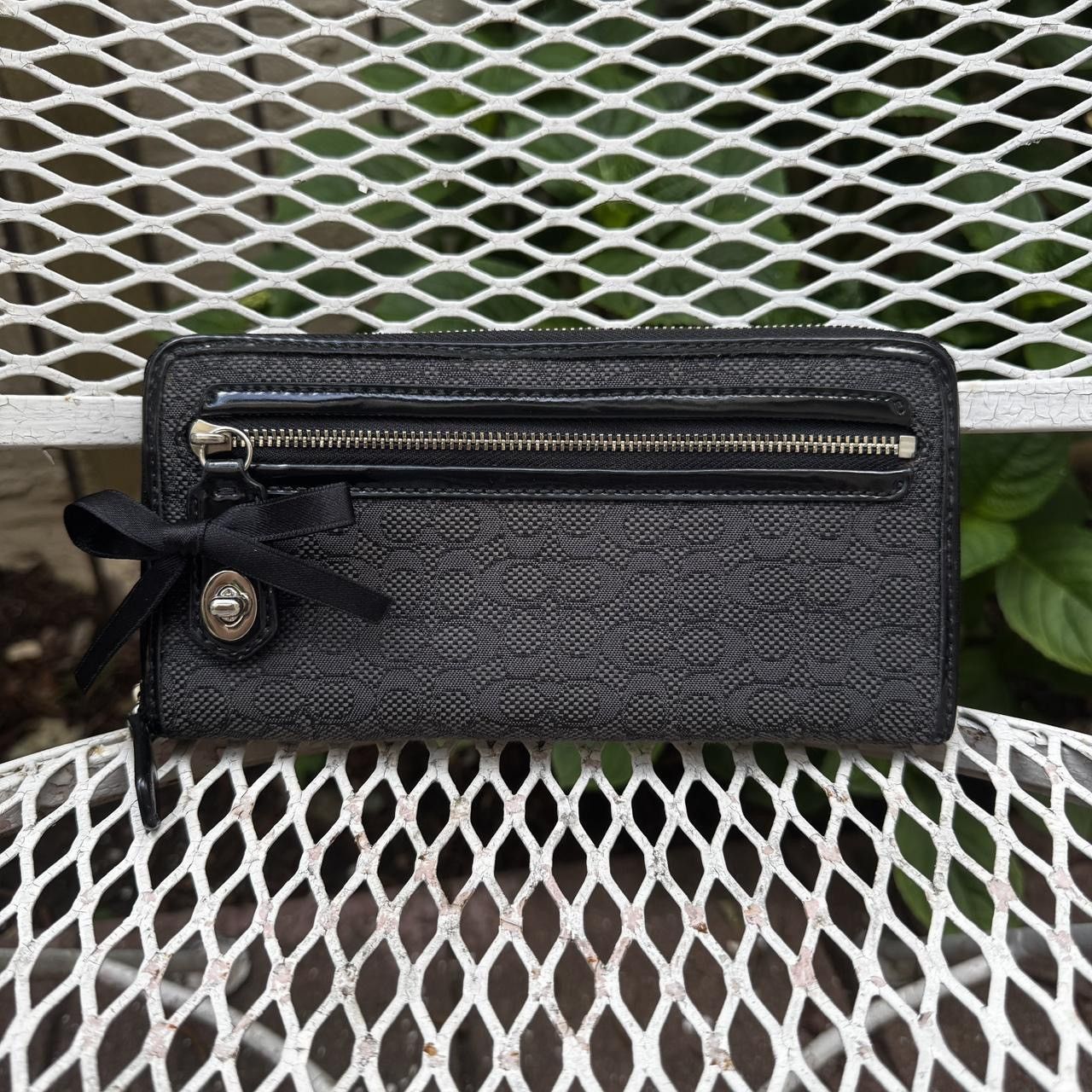 Coach Coach Black Monogramed Turnlock Wallet Size ONE SIZE - 1 Thumbnail