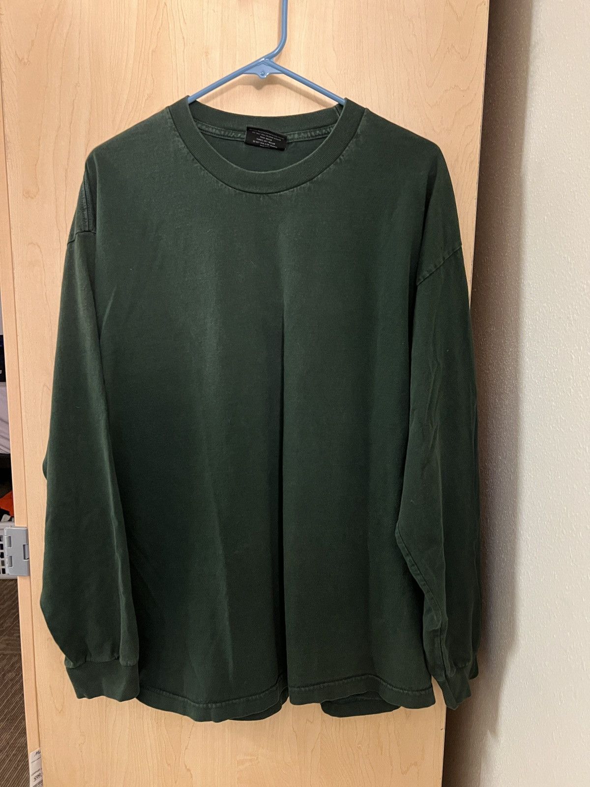 Steve And Barrys Vintage green blank long sleeve tee Size US XL / EU 56 / 4 - 1 Thumbnail