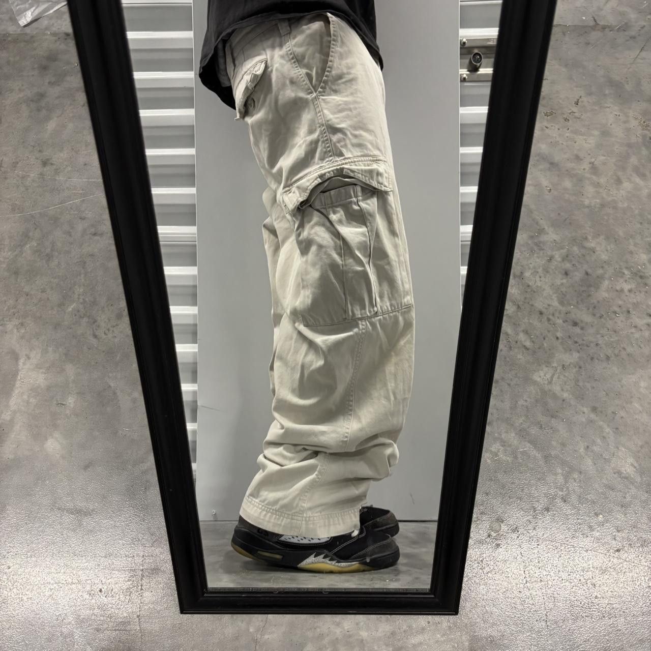 Japanese Brand × Vintage Crazy Vintage Y2K/2000s Baggy White Streetwear Skater Cargo Pants! Size US 34 / EU 50 - 2 Thumbnail