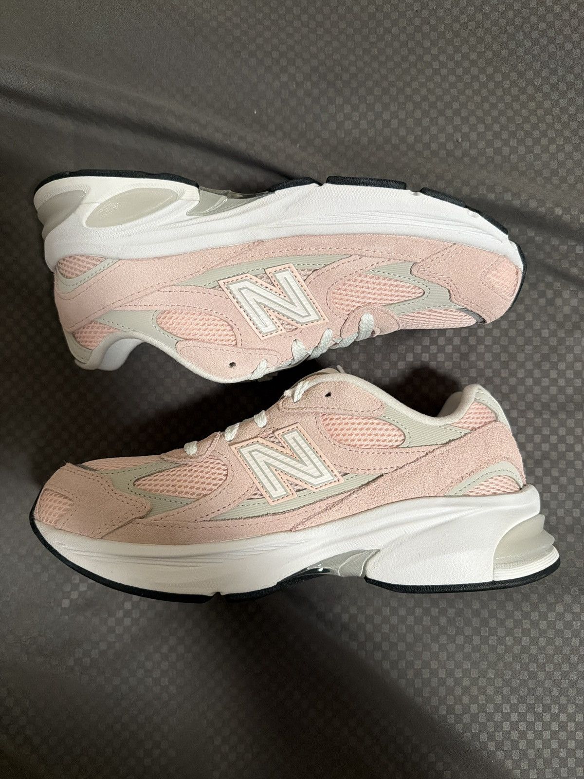 New Balance New Balance 2010 PINK/GREY Size US 7 / IT 37 - 2 Thumbnail