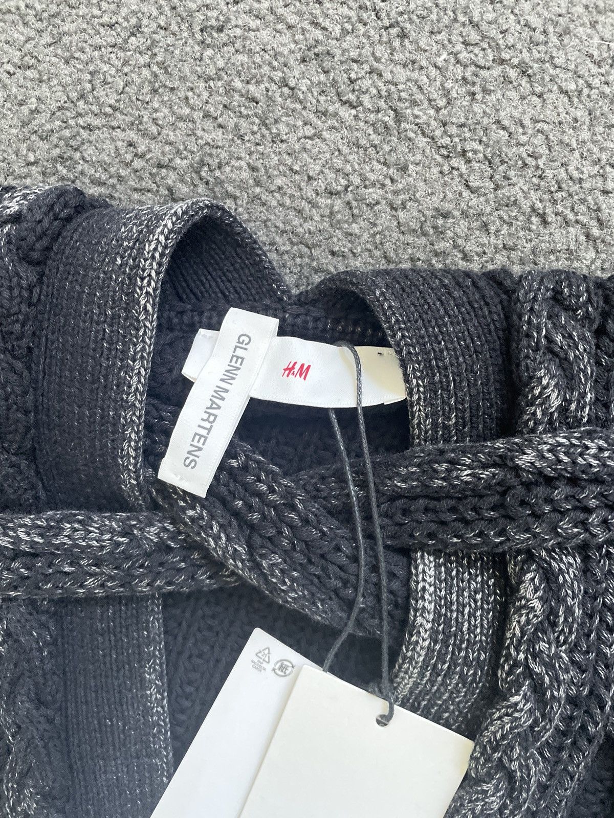 H&M × Maison Margiela H&m x Glenn Martens Cable Knit Cardigan (L) Brand new Size L / US 10 / IT 46 - 3 Thumbnail