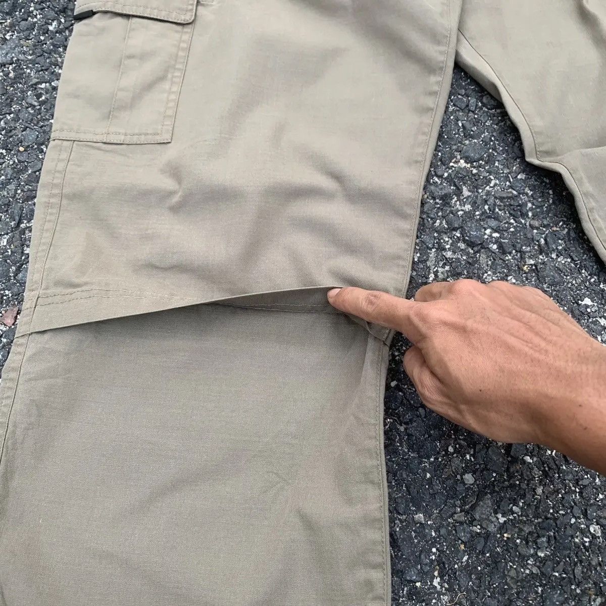 Japanese Brand Baggy Japanese Vintage Spring Waist Double Knee Hiking Pants Size US 33 - 8 Thumbnail