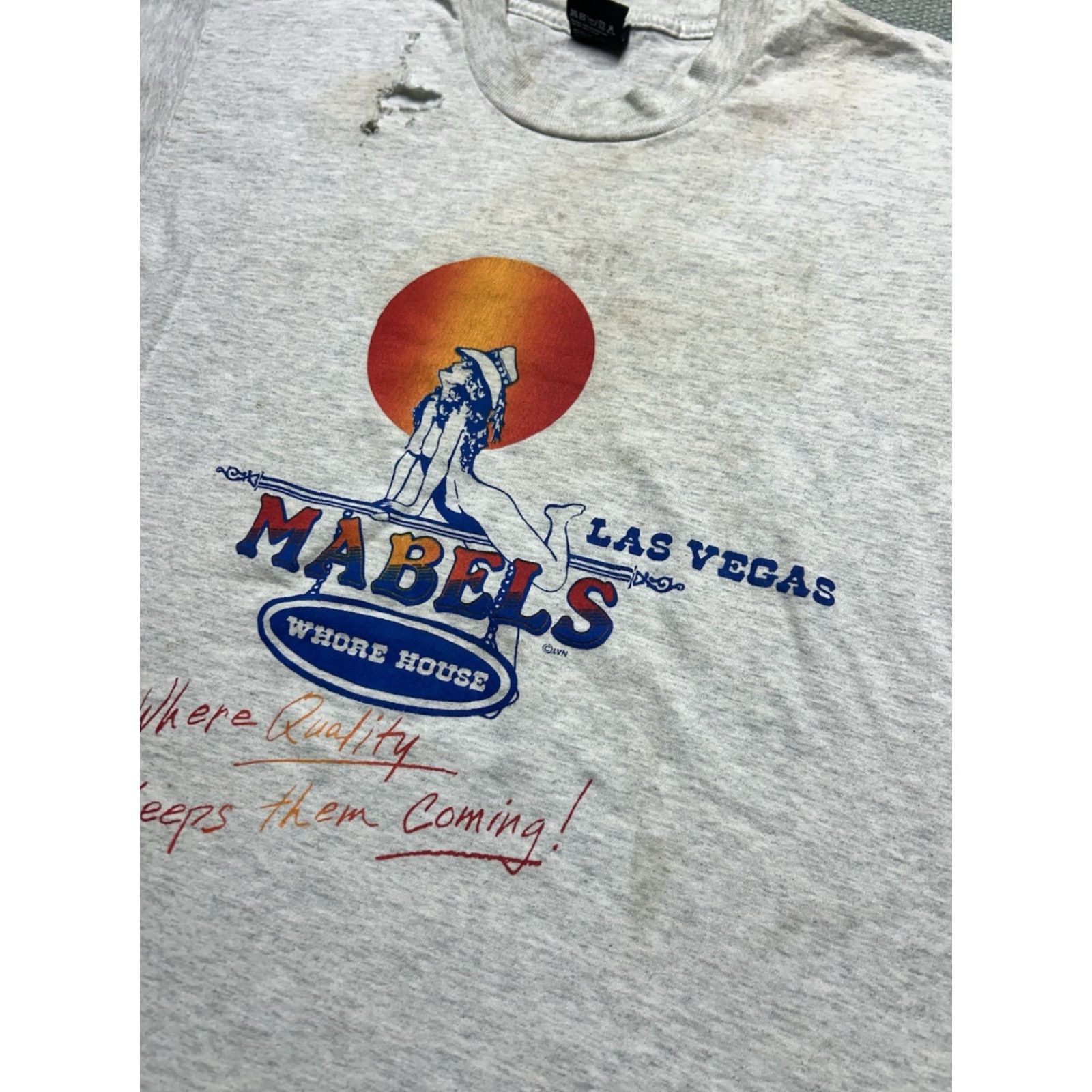 Vintage VINTAGE 80s 90s graphic t shirt Mabel’s whorehouse Las Vegas distressed Large Shirt Mens Gray Screen Stars 80s 90s T-Shirt Size US L / EU 52-54 / 3 - 4 Thumbnail