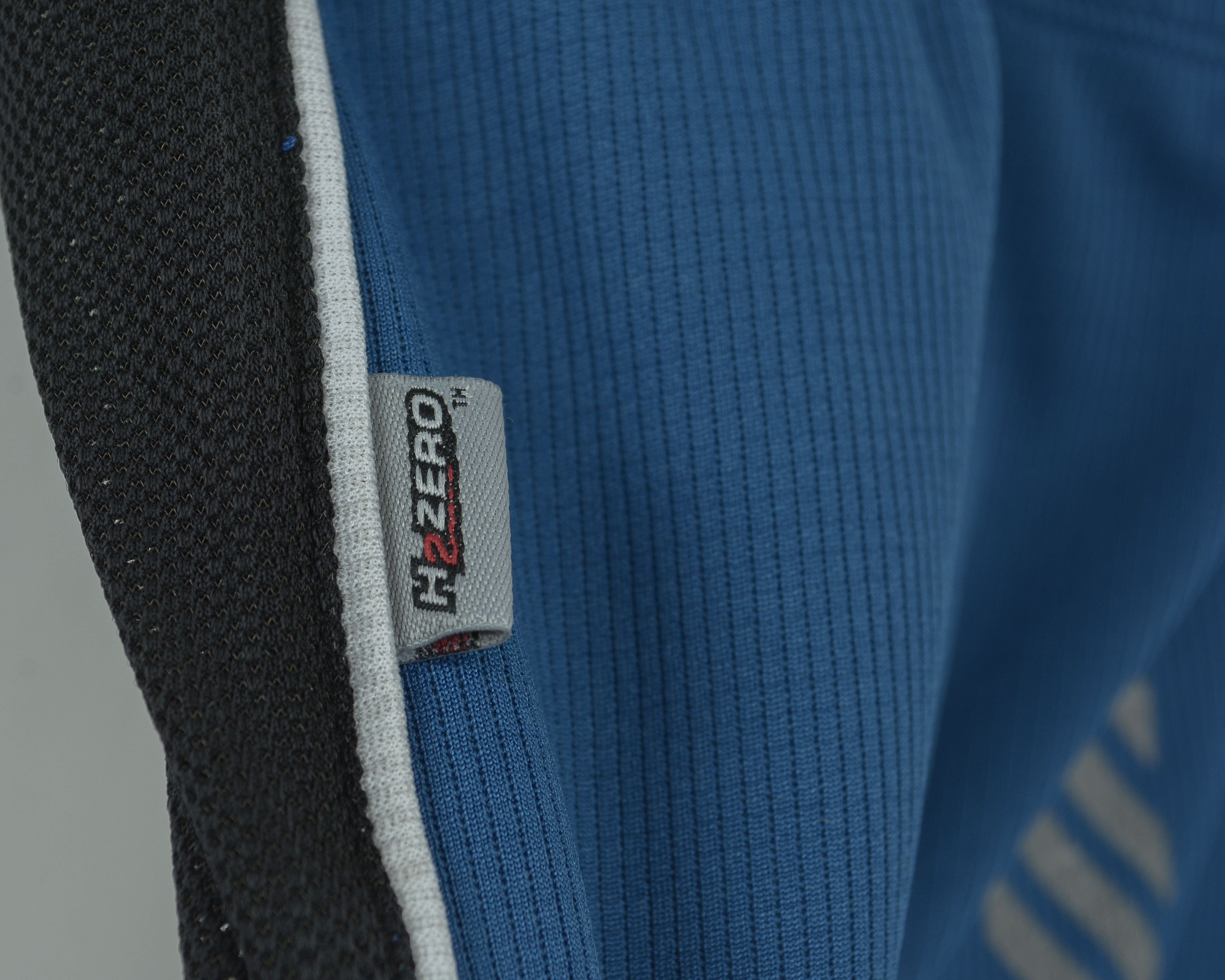 Descente H2Zero M Cycling Jersey Shirt Biking Kit MTB Road 3/4 Zip Size US M / EU 48-50 / 2 - 6 Thumbnail