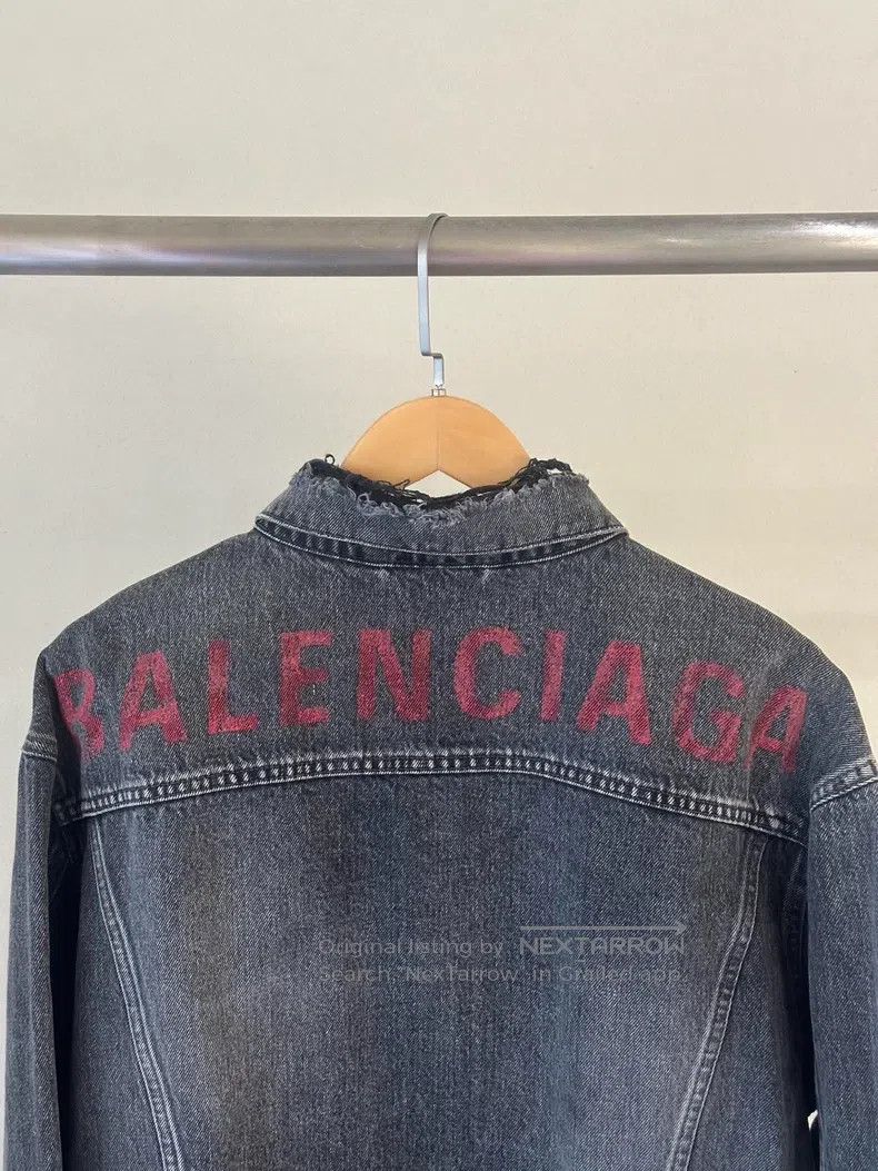 Balenciaga Balenciaga Distressed Collar Hole Denim Jacket Size XS / US 0-2 / IT 36-38 - 3 Thumbnail