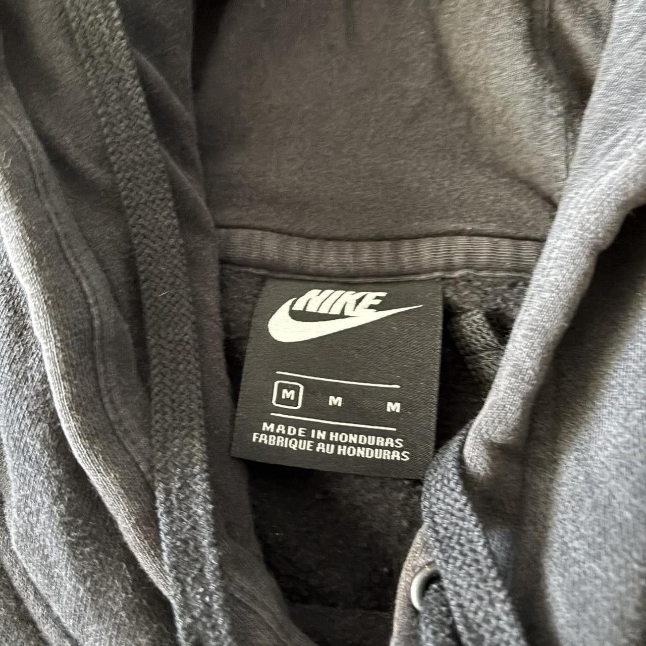 Nike Crazy Vintage Y2K/2000s Black Nike Streetwear Essential Pullover Hoodie! Size M Size US M / EU 48-50 / 2 - 6 Thumbnail