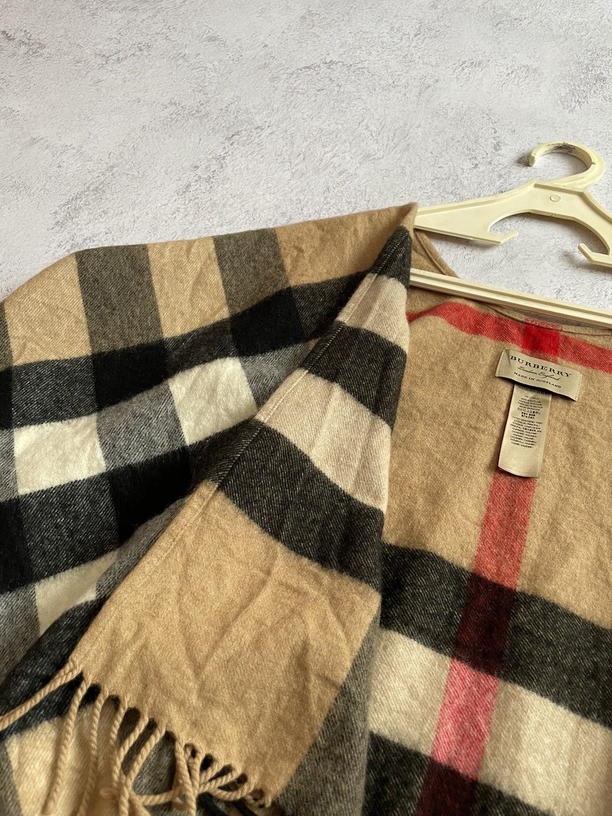 Burberry Cashmere Burberry Cape Luxury Size US L / EU 52-54 / 3 - 4 Thumbnail