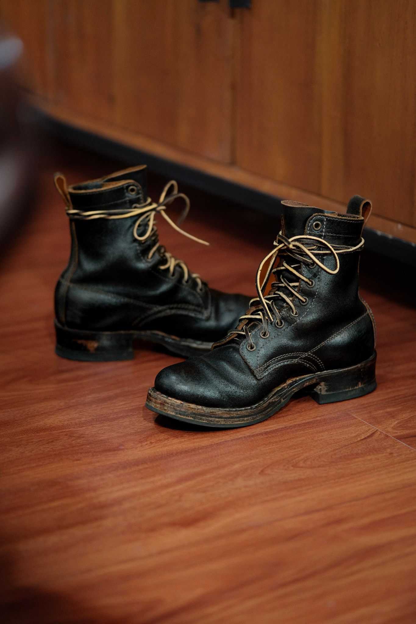 White's Boots White's Boots X Division Road Black Made In USA Size US 7 / EU 40 - 1 Thumbnail