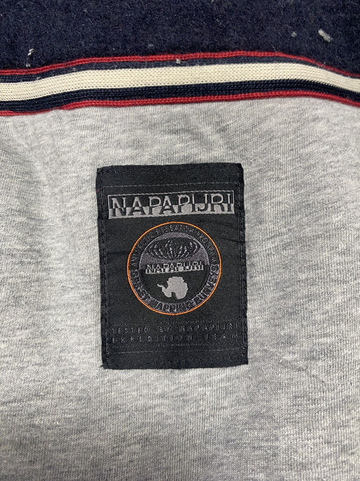 Napapijri Vintage Napapijri Sherpa Fleece Full Zipper Sweater Size US L / EU 52-54 / 3 - 15 Thumbnail
