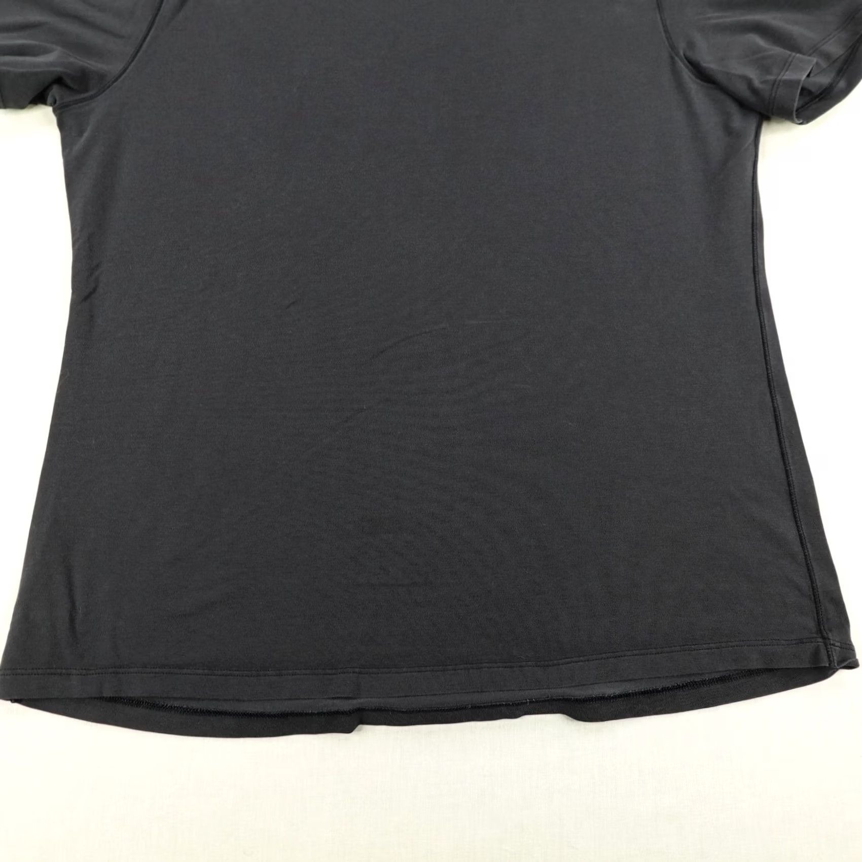 Lululemon Lululemon Womens Shirt Black Performance Top Boyfriend Tee Athletic Gym Yoga Size 6 Size M / US 6-8 / IT 42-44 - 3 Thumbnail