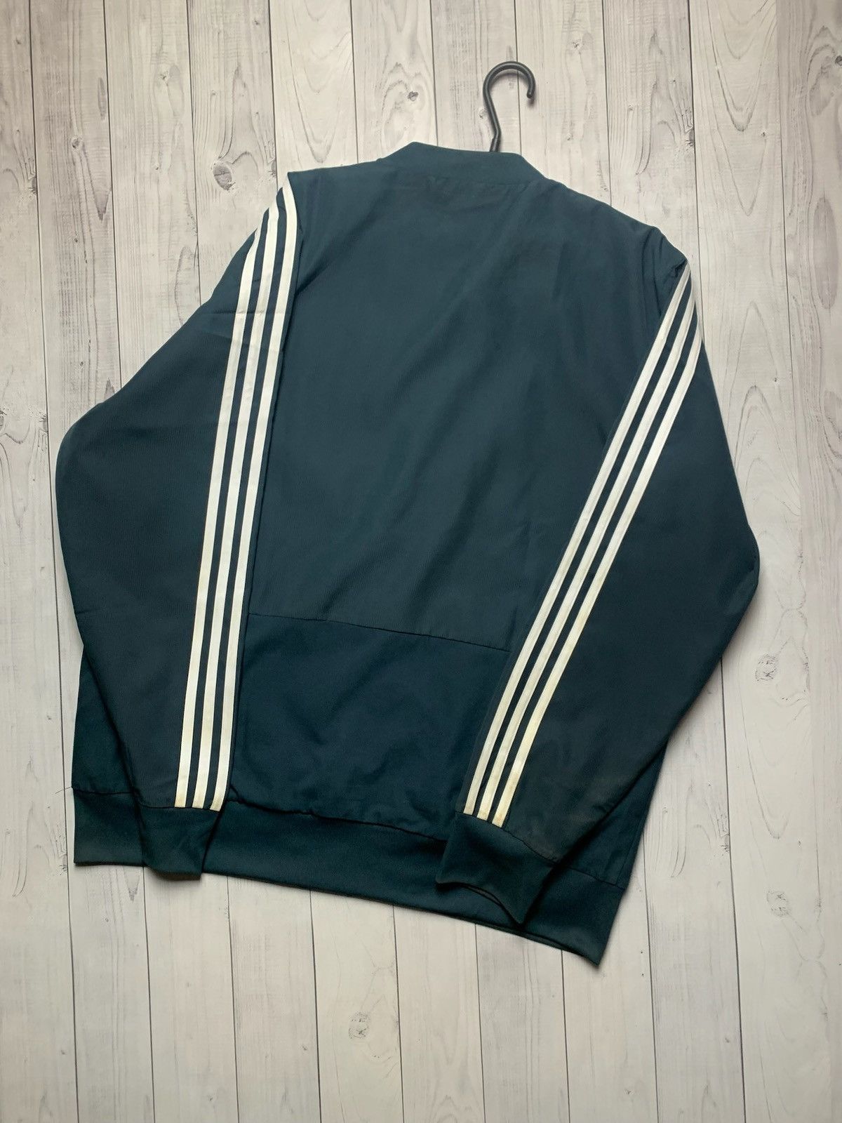Vintage Vintage adidas Real Madrid soccer track jacket size XL Size US XL / EU 56 / 4 - 12 Thumbnail
