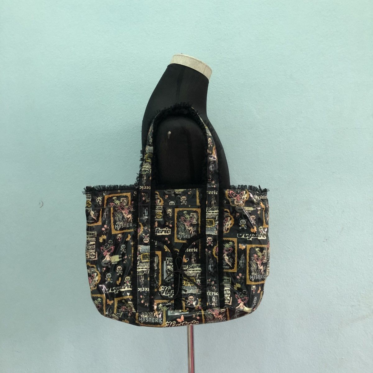 Hysteric Glamour HYSTERIC MINI FULL PRINTED BIG SIZE TOTE BAG Size ONE SIZE - 12 Thumbnail