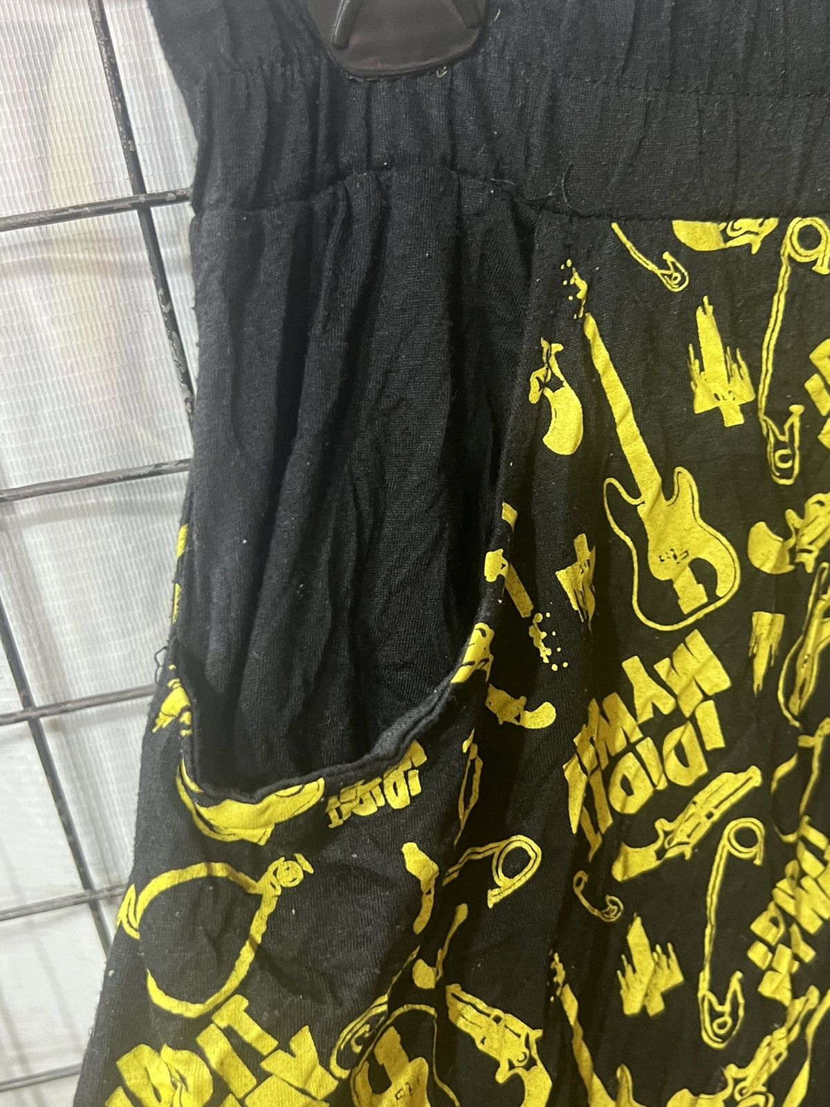 Band Tees × Japanese Brand × Punk and Yo Punk rock ACDC rag cropped pants ididit my way full print Size US 32 / EU 48 - 2 Thumbnail