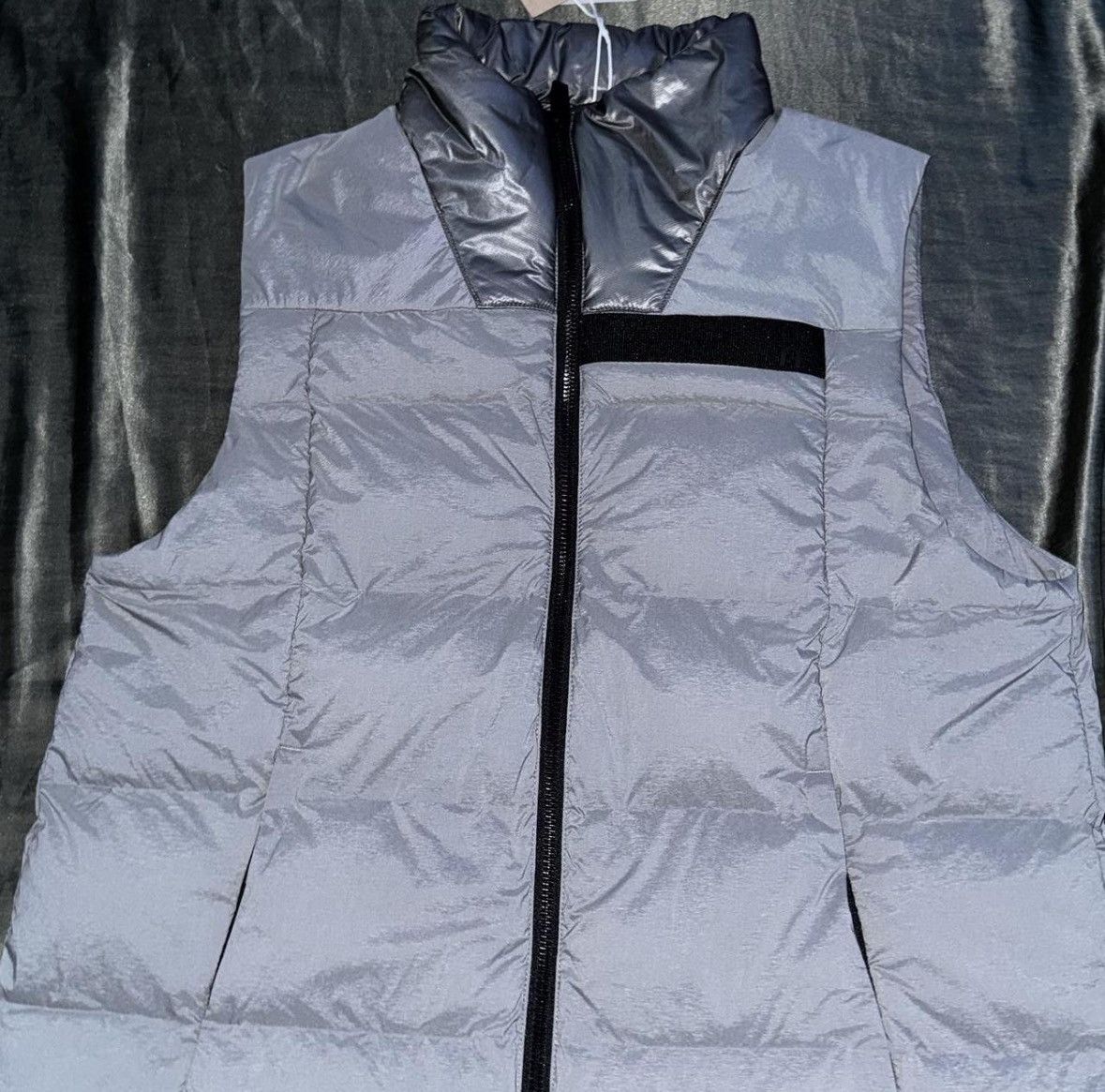 On Challenger Vest Size S / US 4 / IT 40 - 1 Thumbnail