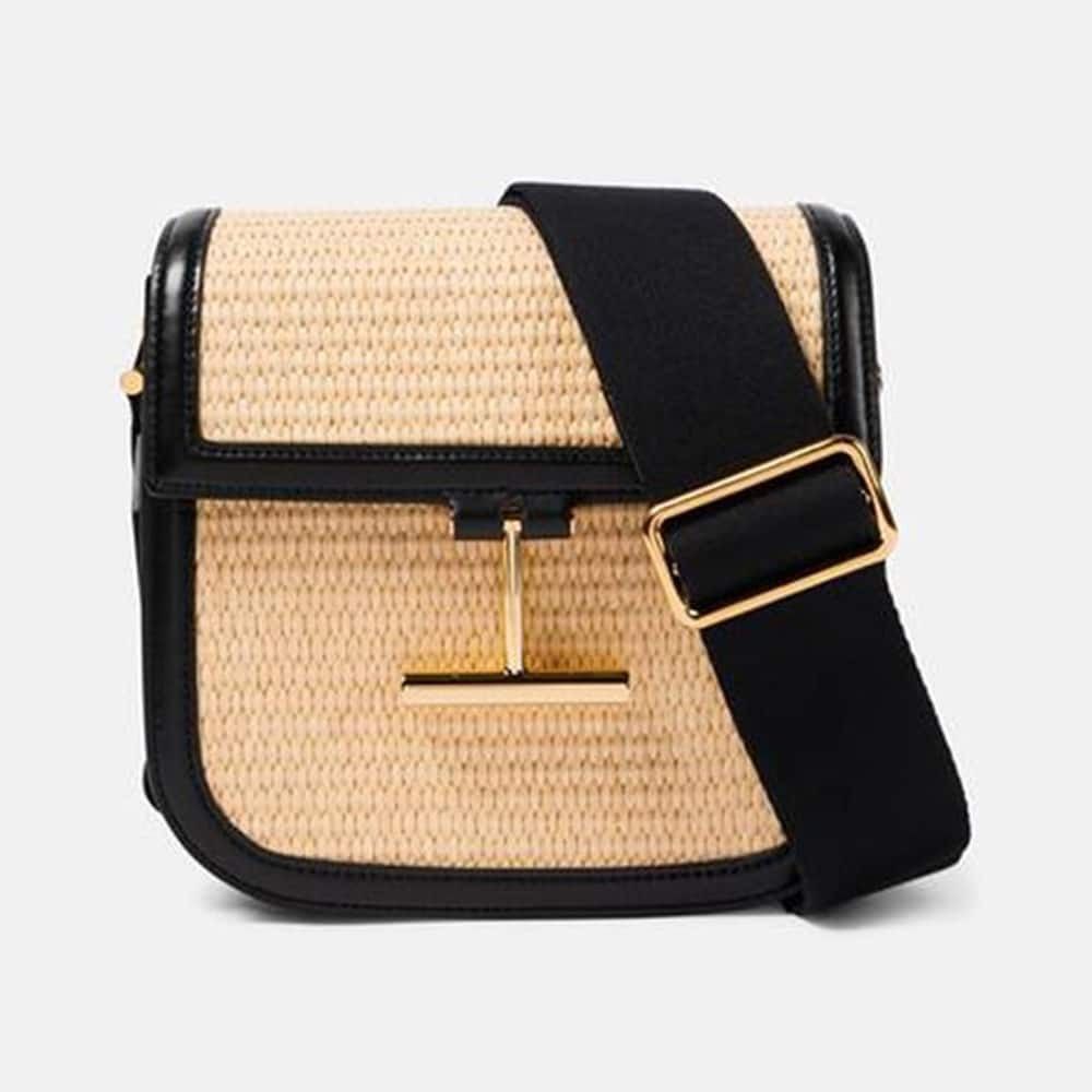 o1loc1c0724 Size: OS / Shoulder Bag in Black Beige