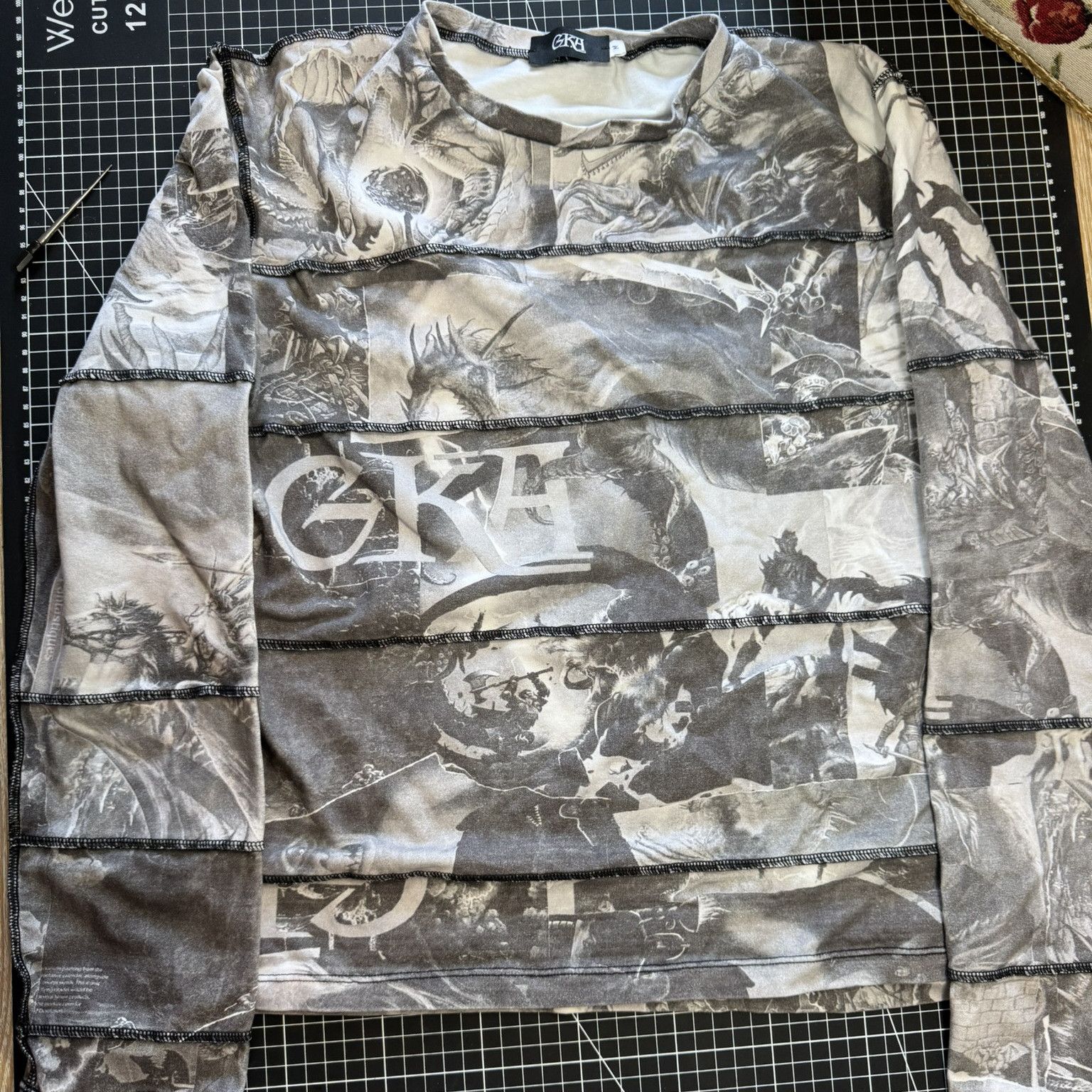 Other GKA/Gotham Dark Fantasy Longsleeve Top Size M / US 6-8 / IT 42-44 - 3 Thumbnail