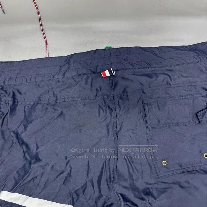 Thom Browne Thom Browne Grey Casual Shorts for Men. Size 28" / US 6 / IT 42 - 8 Thumbnail
