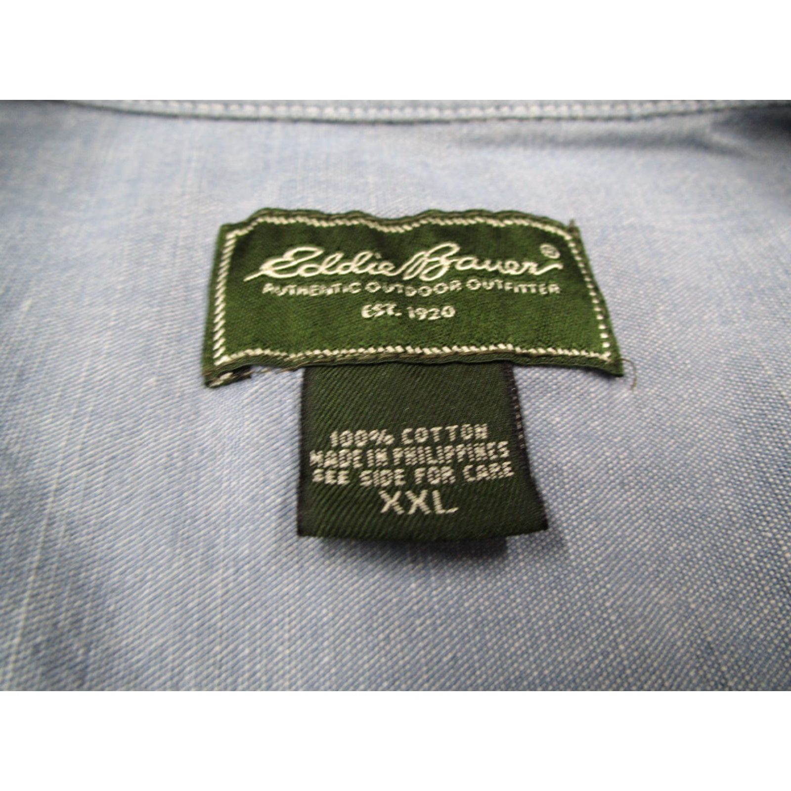 Eddie Bauer Eddie Bauer Shirt Mens 2XL XXL Blue Chambray Button Up Dual Pockets Workwear Y2K Size US XXL / EU 58 / 5 - 3 Thumbnail