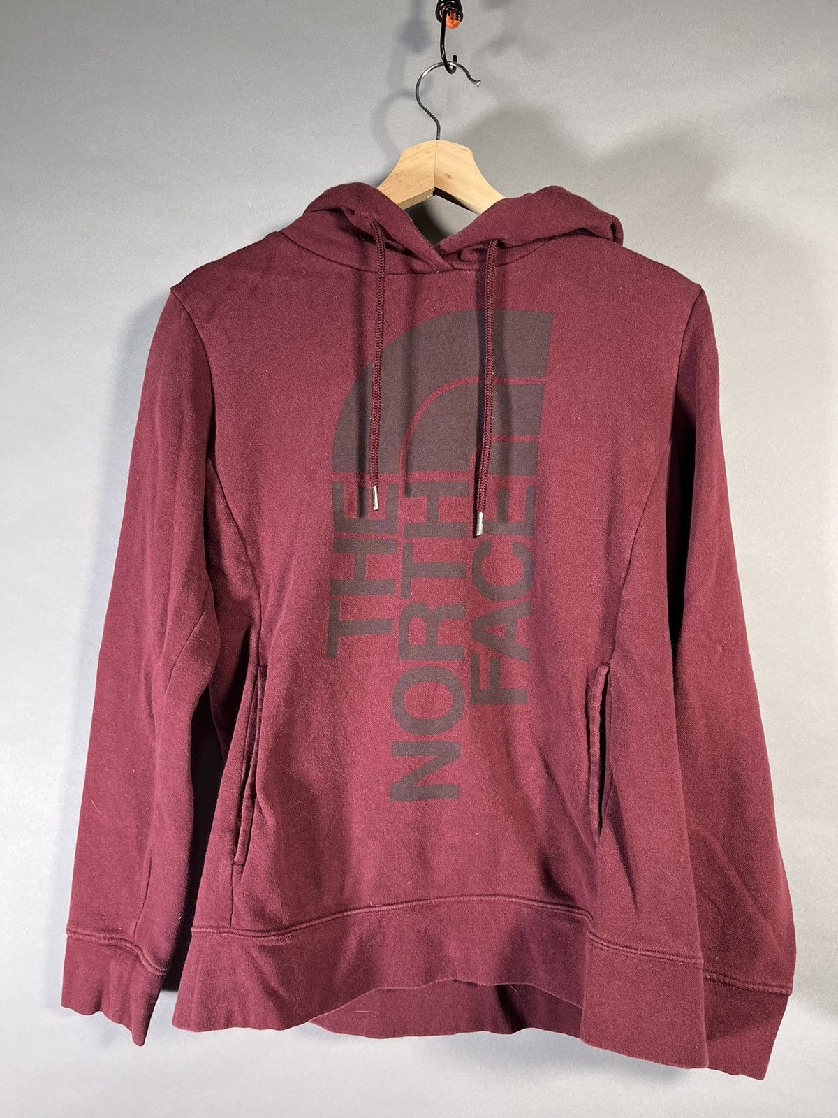 The North Face The North Face Vertical Logo Hoodie Size M / US 6-8 / IT 42-44 - 1 Thumbnail