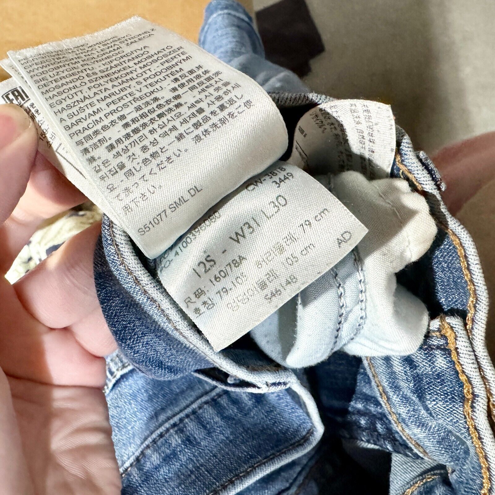 Levi's Levi's Jeans Size 31X30 Classic Bootcut Straight Leg Denim Size US 31 - 8 Thumbnail