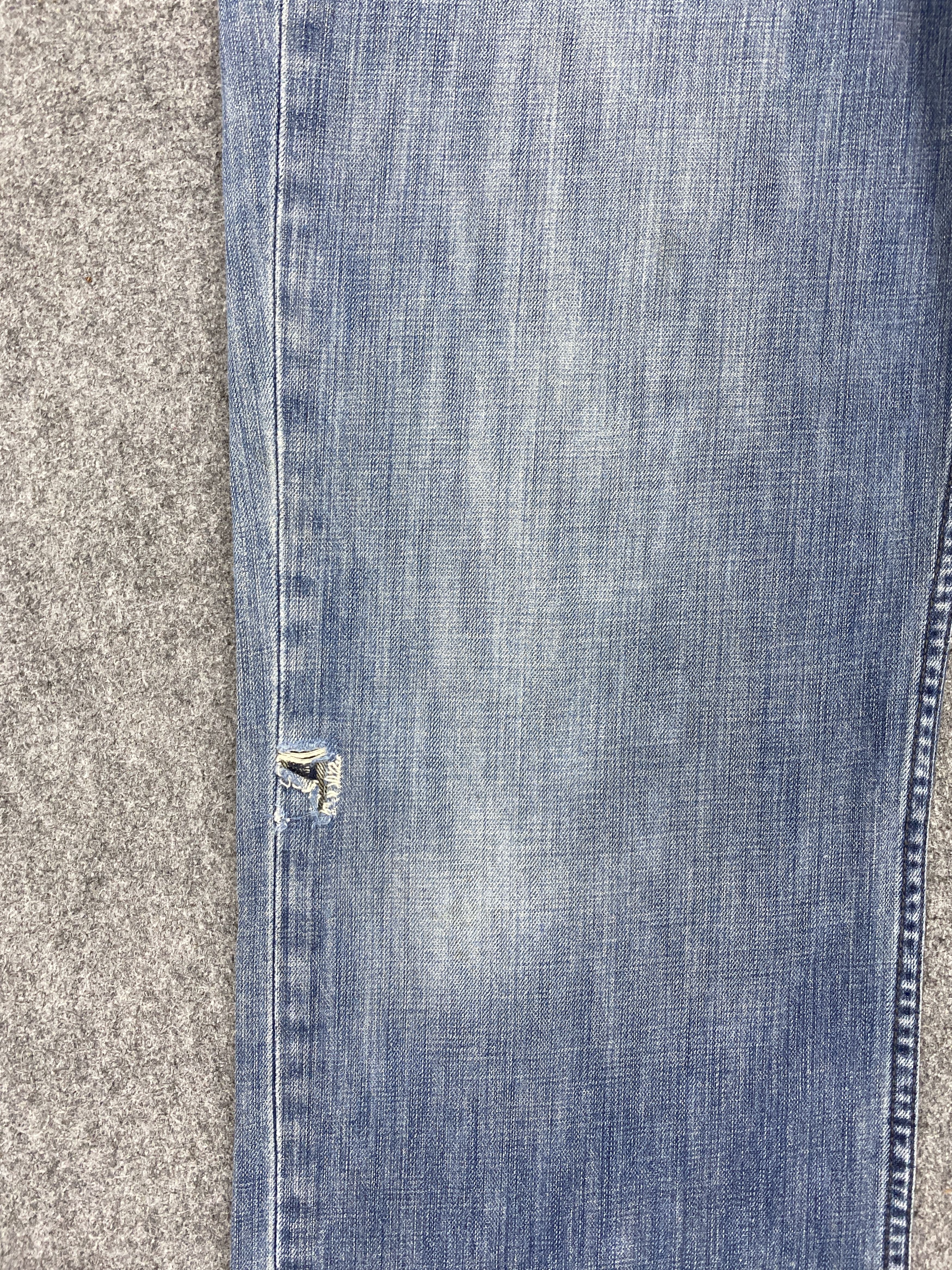 Levi's × Vintage Vintage Levi's 514 Faded Blue Jeans Size US 37 - 9 Thumbnail