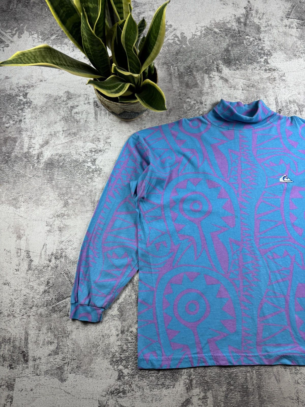 Quiksilver Quicksilver 80s Vintage USA Monogram Surf Blue Turtleneck Pullover Sweatshirt Size US L / EU 52-54 / 3 - 2 Thumbnail