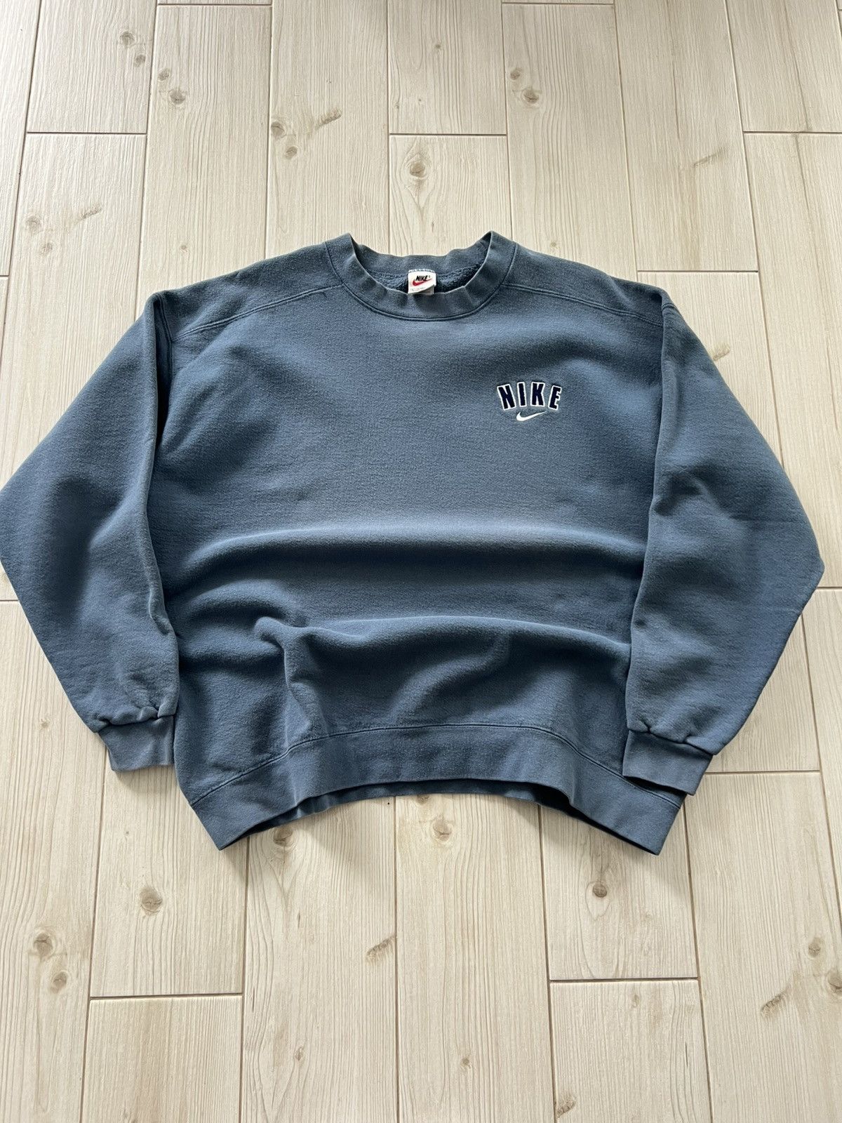 Nike Vintage 90s Nike Sweatshirt Y2K Hype Rare Size XL Size US XL / EU 56 / 4 - 3 Thumbnail