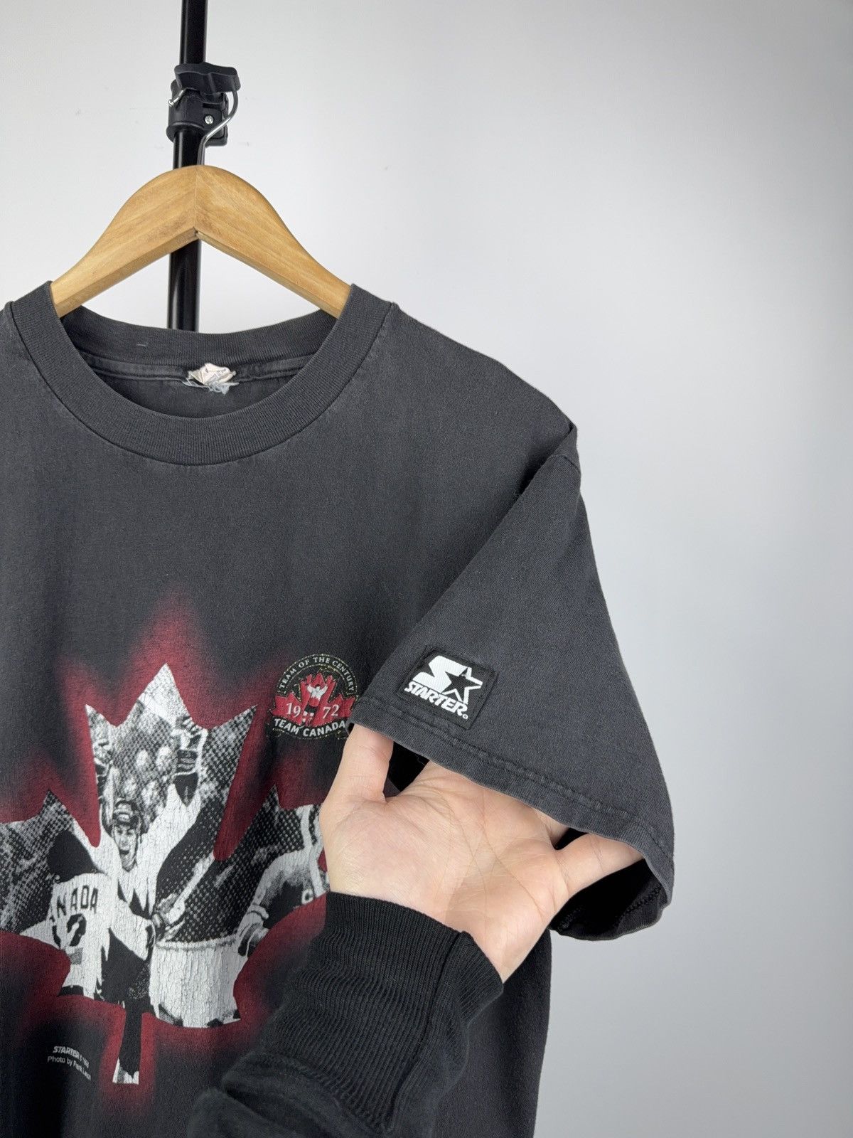 NHL × Starter × Vintage Vintage 1998 Starter CANADA rare photo print NHL T-Shirt Size US M / EU 48-50 / 2 - 3 Thumbnail