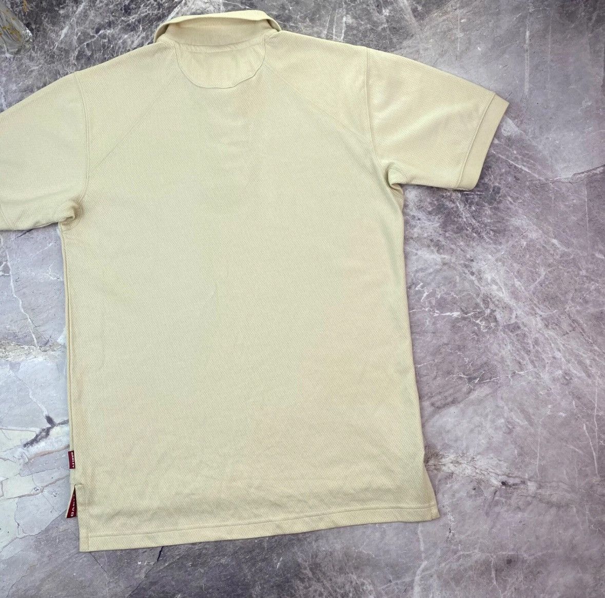 Oakley Vintage 90s Oakley Center Logo Beige Polos T-shirt Y2K Size US S / EU 44-46 / 1 - 12 Thumbnail