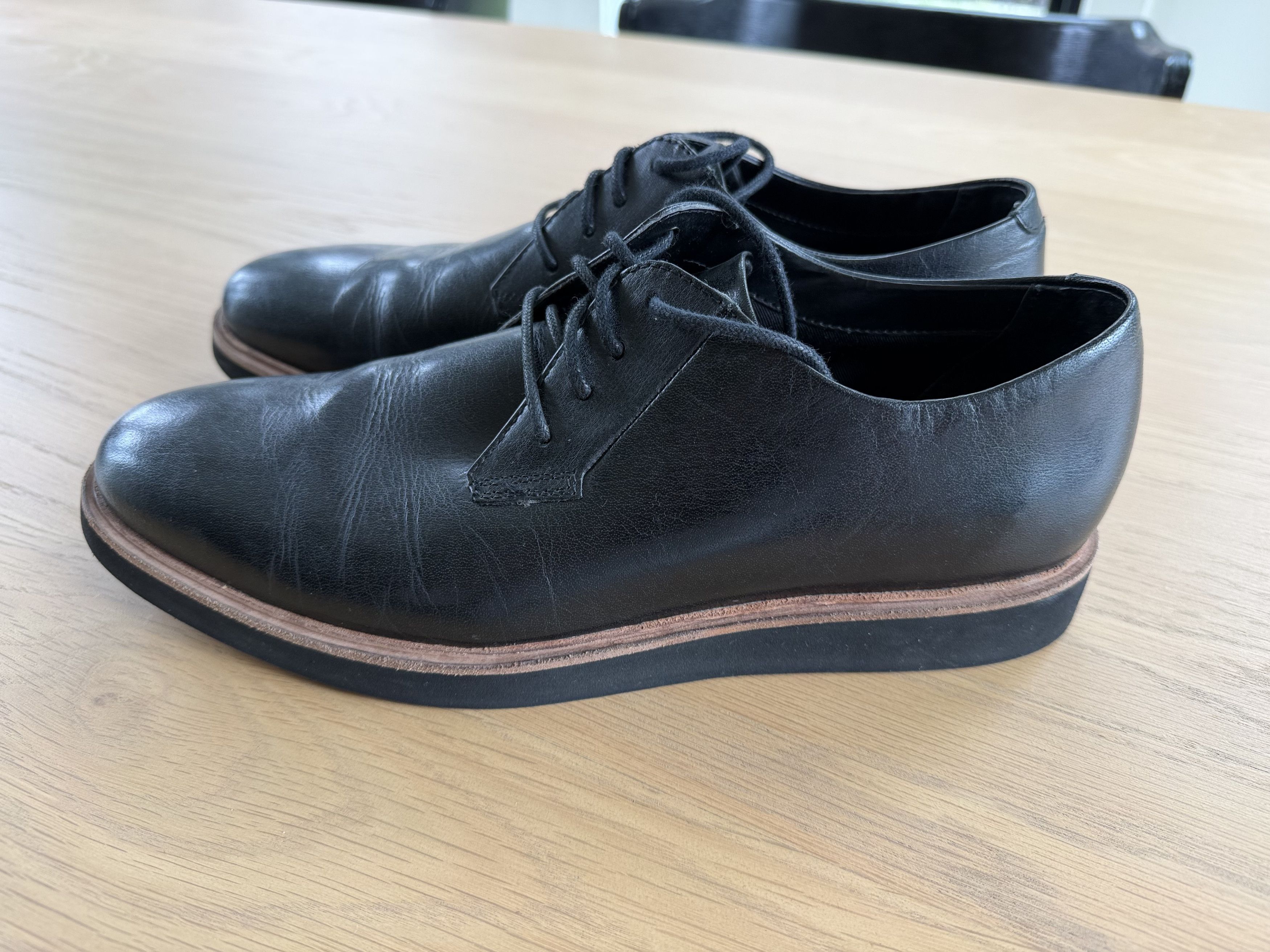 Calvin Klein Calvin Klein Full-Grain Leather Derbies - Size 9 Size US 9 / EU 42 - 1 Thumbnail