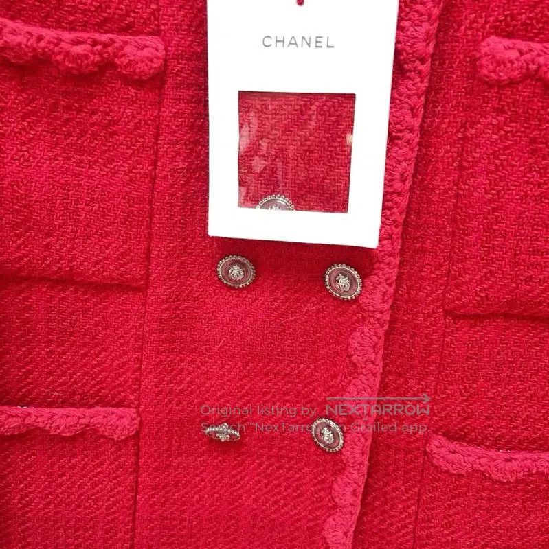 Chanel Chanel Women's Red Long Sleeve Cardigan . Size XS / US 0-2 / IT 36-38 - 1 Thumbnail