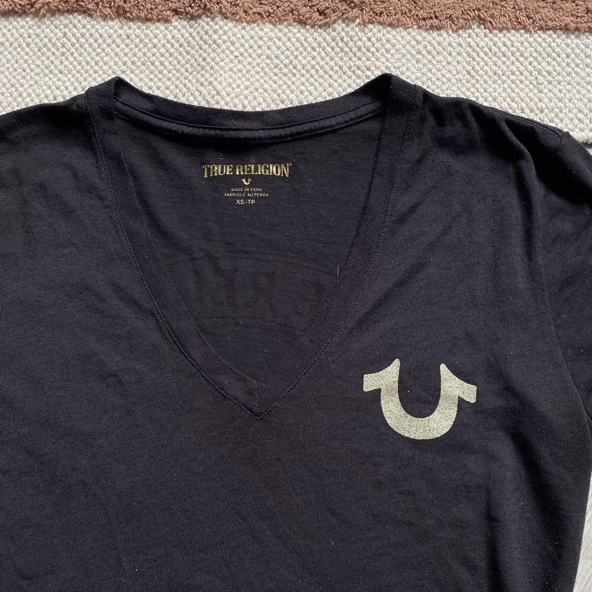 True Religion TRUE RELIGION VINT SLIM V NECK BIG LOGO T SHIRT Size XS / US 0-2 / IT 36-38 - 3 Thumbnail