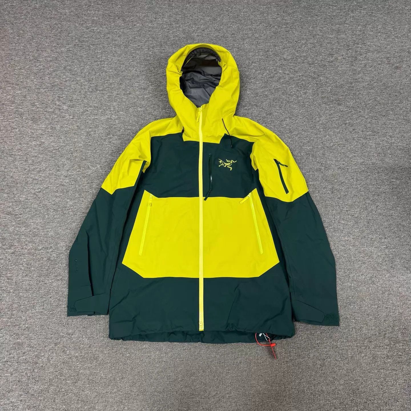 Arc'teryx Multi Color Hooded Jacket Size M Size US M / EU 48-50 / 2 - 1 Thumbnail