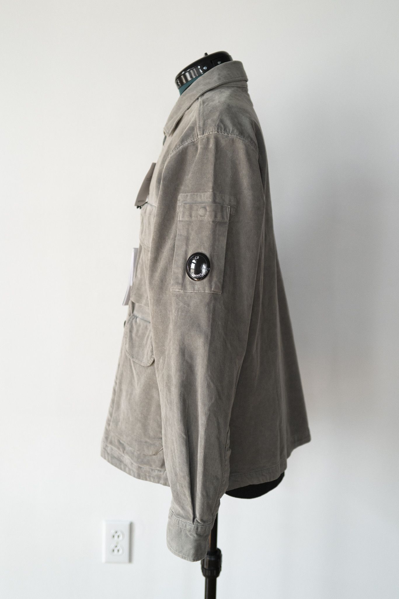 C.P. Company C.P. Company Corduroy Taupe Jacket XL Size US XL / EU 56 / 4 - 4 Thumbnail