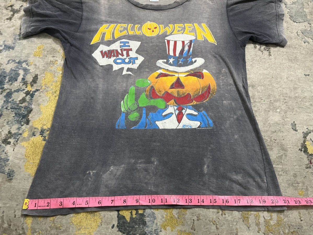 Vintage Vintage 1988’s HELLOWEEN Distrssed Tour Band Tshirt Size US M / EU 48-50 / 2 - 12 Thumbnail