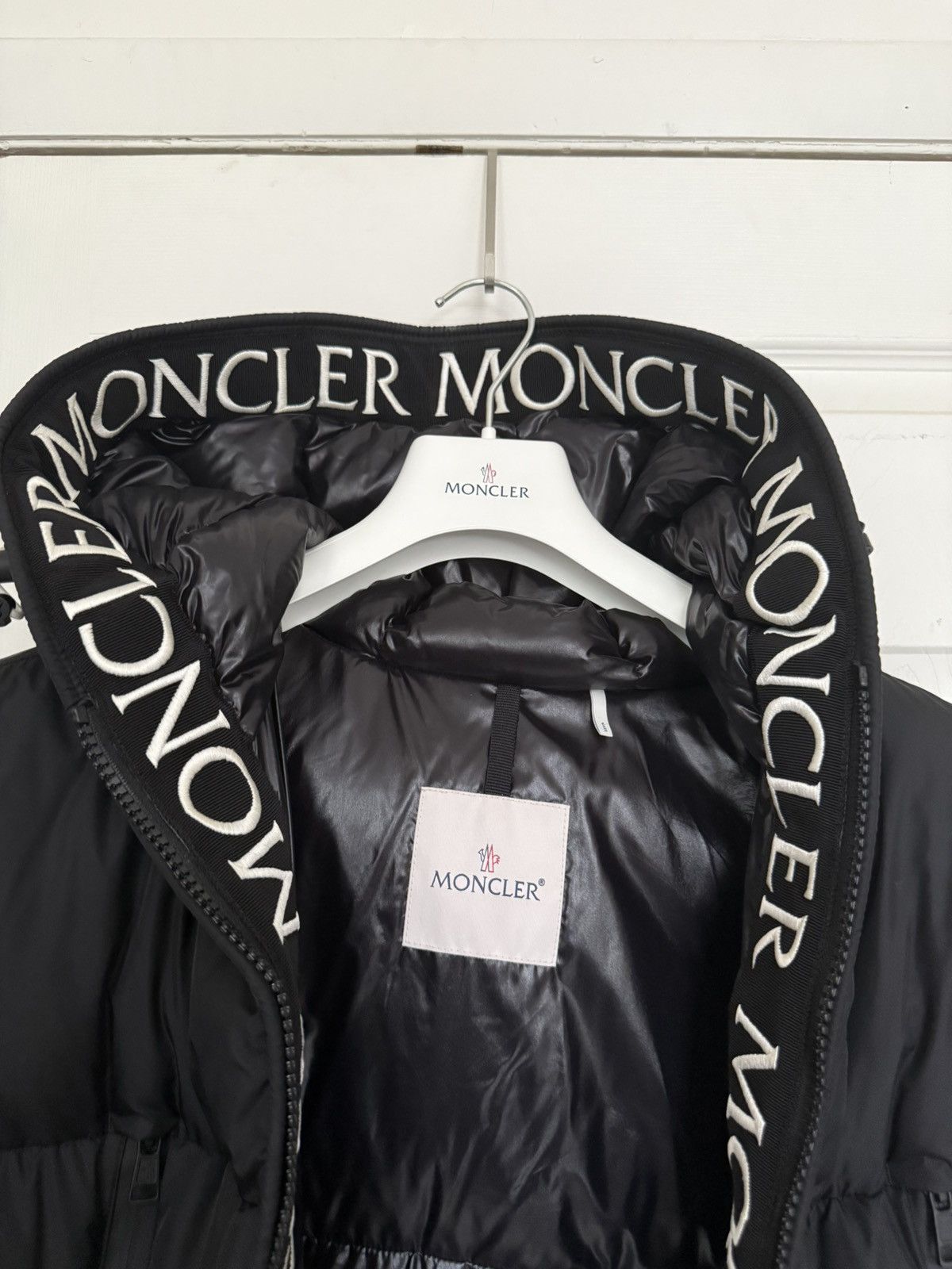 Moncler Moncler Down Jacket Size US L / EU 52-54 / 3 - 3 Thumbnail