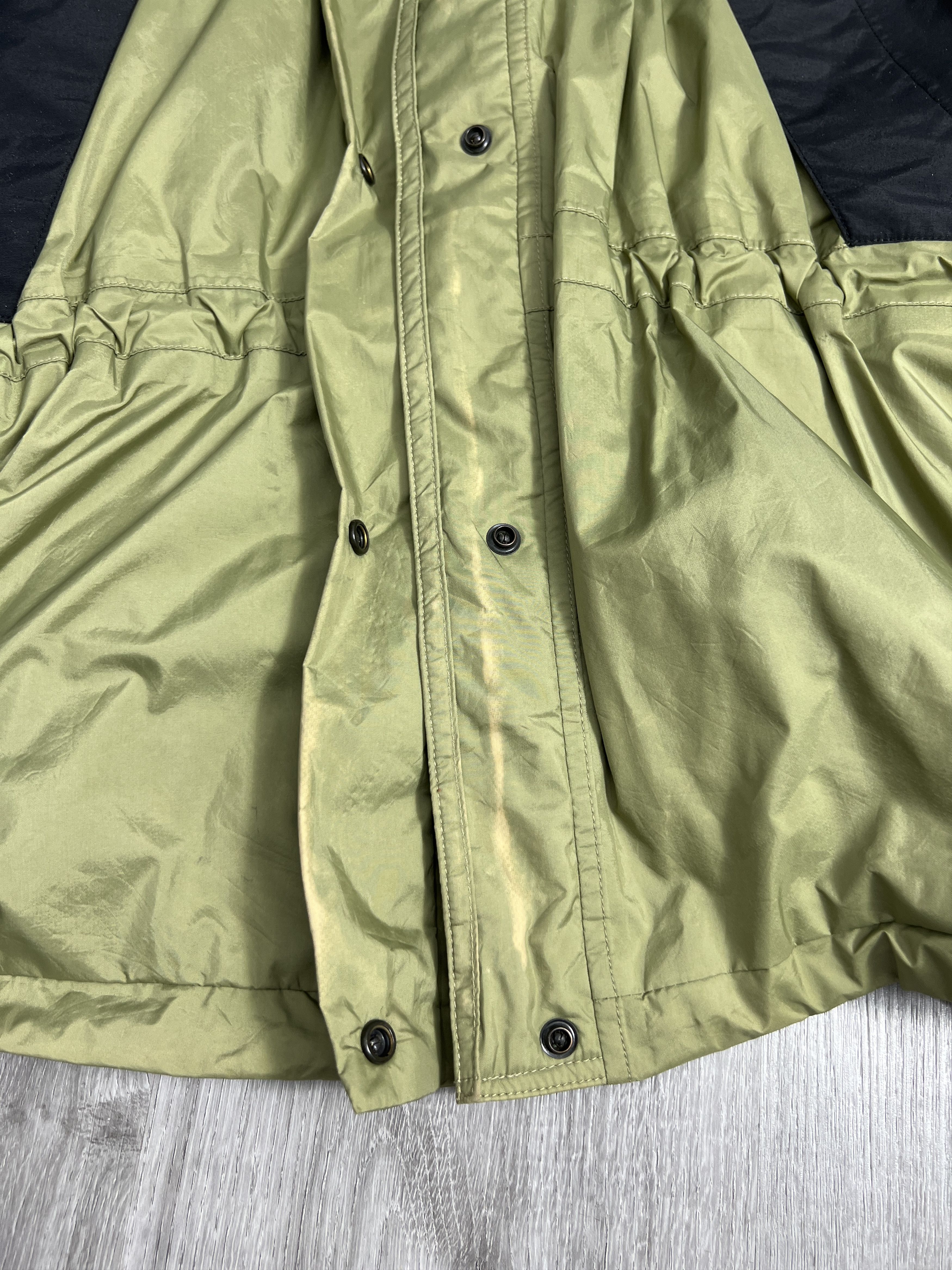 Goretex × The North Face The North Face Gore-Tex Women Nylon Jacket (M) JK476 Size M / US 6-8 / IT 42-44 - 10 Thumbnail