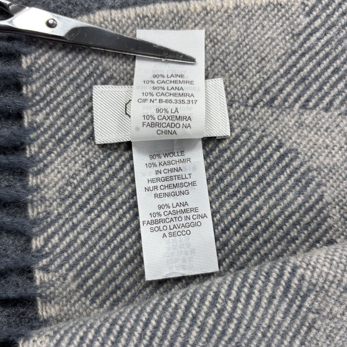 Coach Coach Scarf # D768 # Muffler # Neckwear Size ONE SIZE - 3 Thumbnail