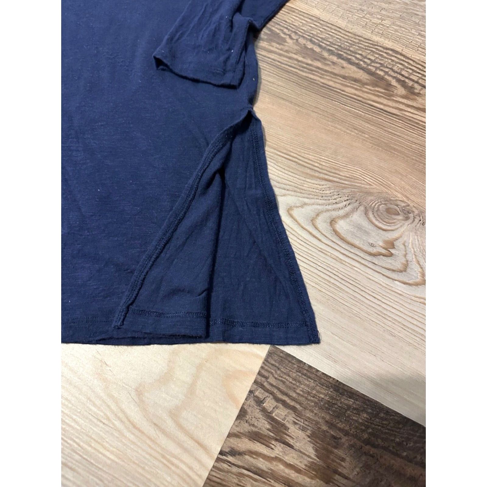 Old Navy Old Navy Blue Tunic Top Women Medium Long Sleeve V-Neck Lace-up Casual Blouse Size M / US 6-8 / IT 42-44 - 2 Thumbnail