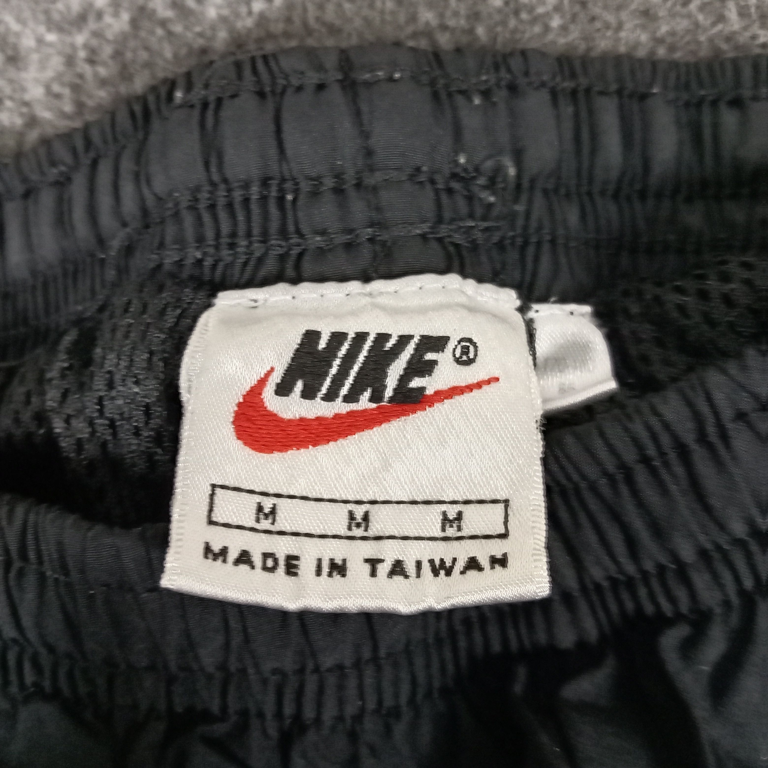 Nike × Vintage NIKE Small Swoosh Logo Sportswear Sweatspants Size US 29 - 3 Thumbnail