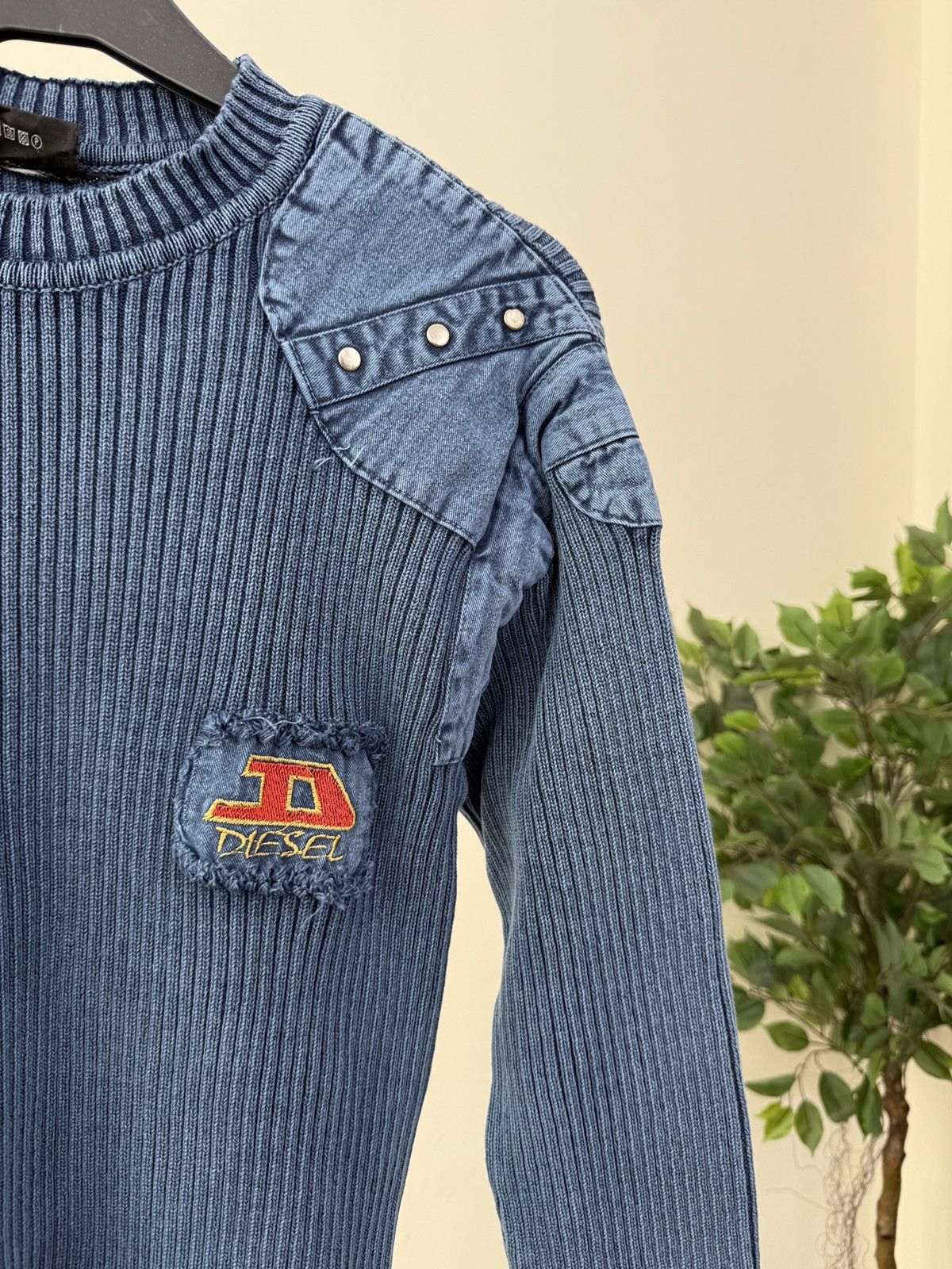 Diesel Vintage Diesel Y2K Ribbed Knit Sweater Denim Detail Logo Size US L / EU 52-54 / 3 - 4 Thumbnail