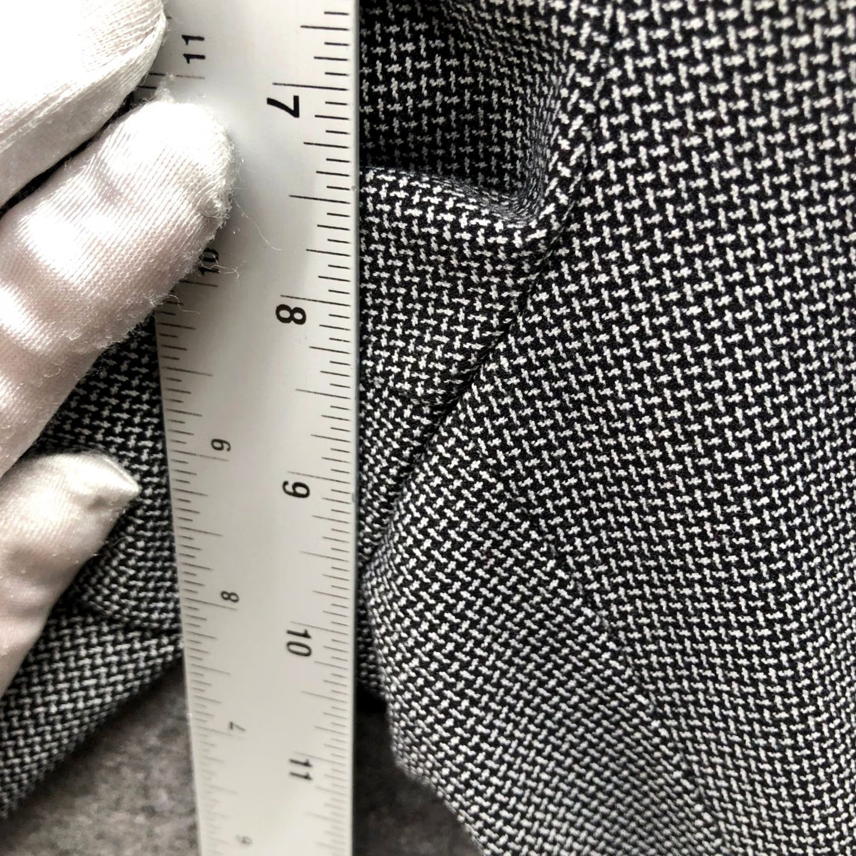 White House Black Market White House Black Market Pants Dress Pants Womens 8 Gray Plaid Bootcut Size 30" / US 8 / IT 44 - 4 Thumbnail