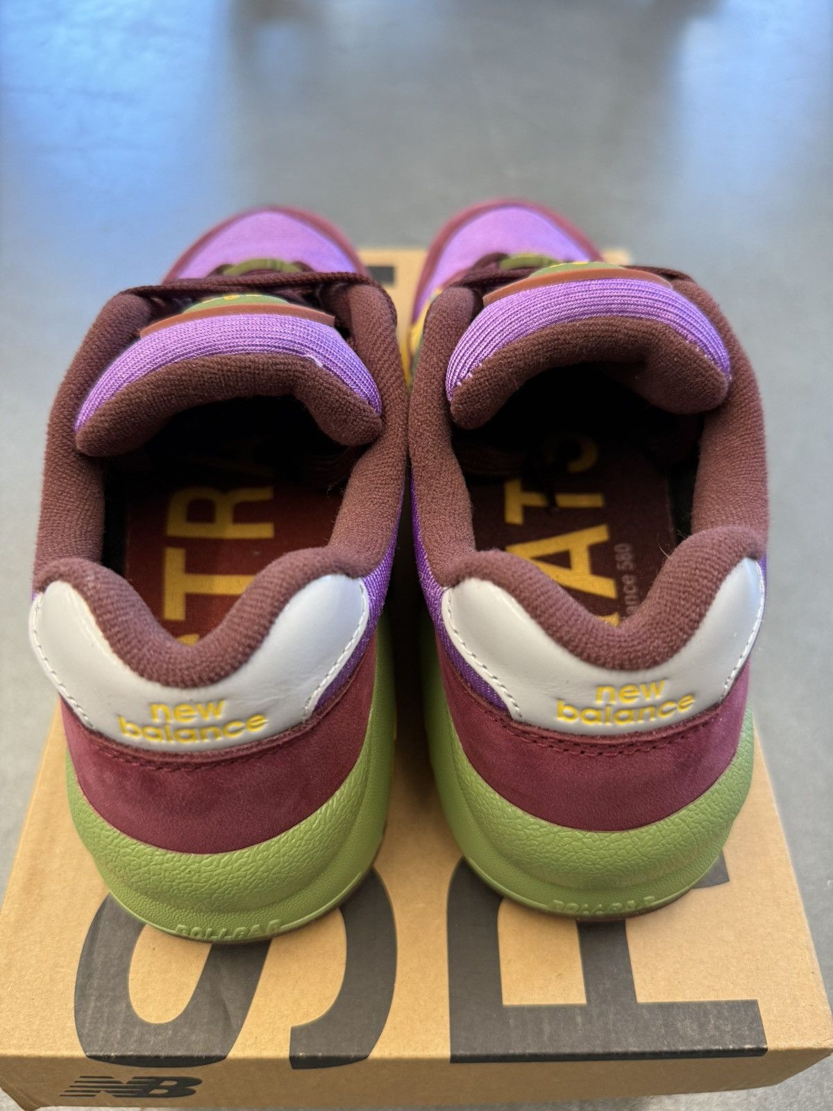 New Balance × Stray Rats 2022 New Balance 580 Stray Rats Maroon Purple Size US 5 / EU 37 - 5 Thumbnail